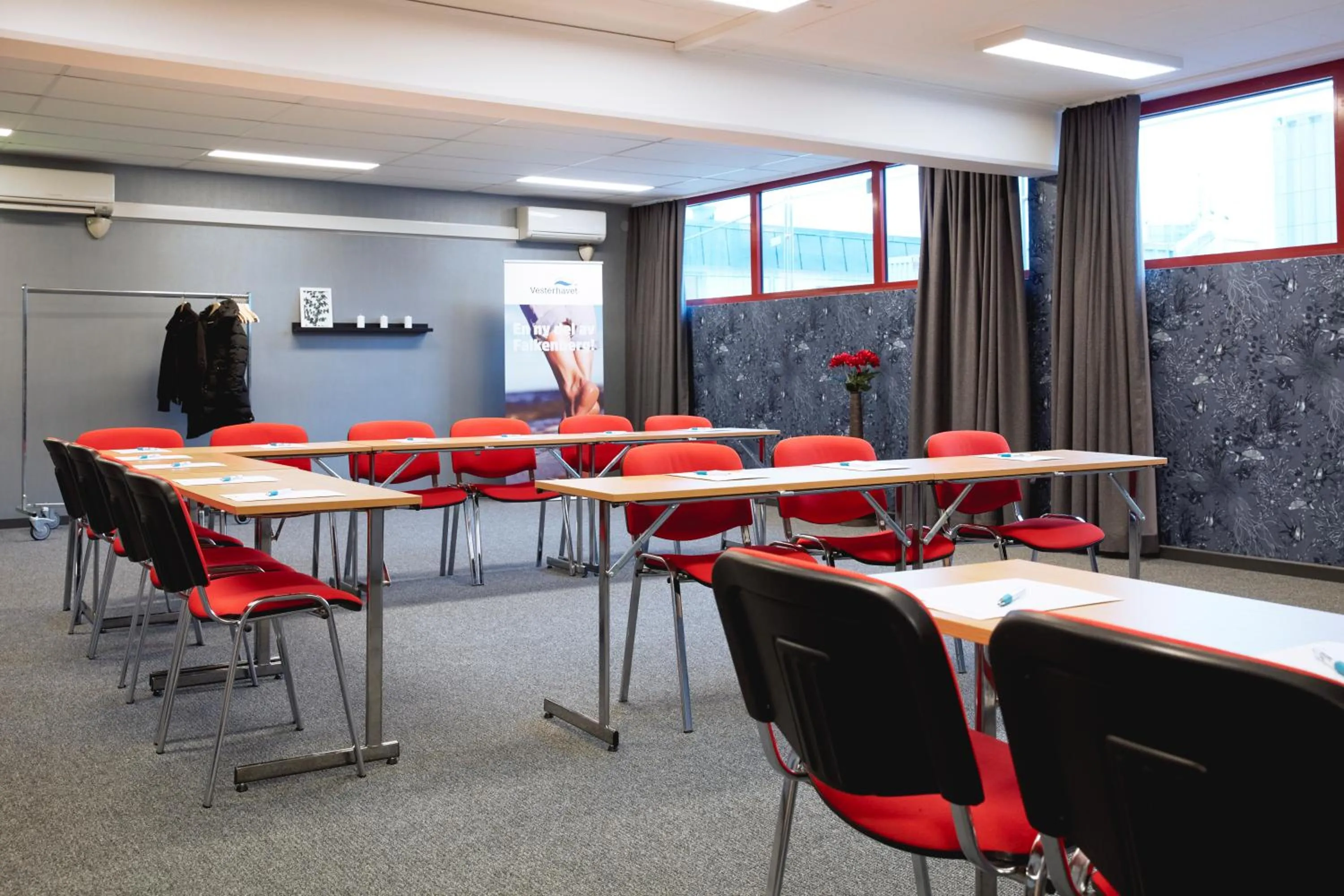 Property logo or sign in Hotell Vesterhavet