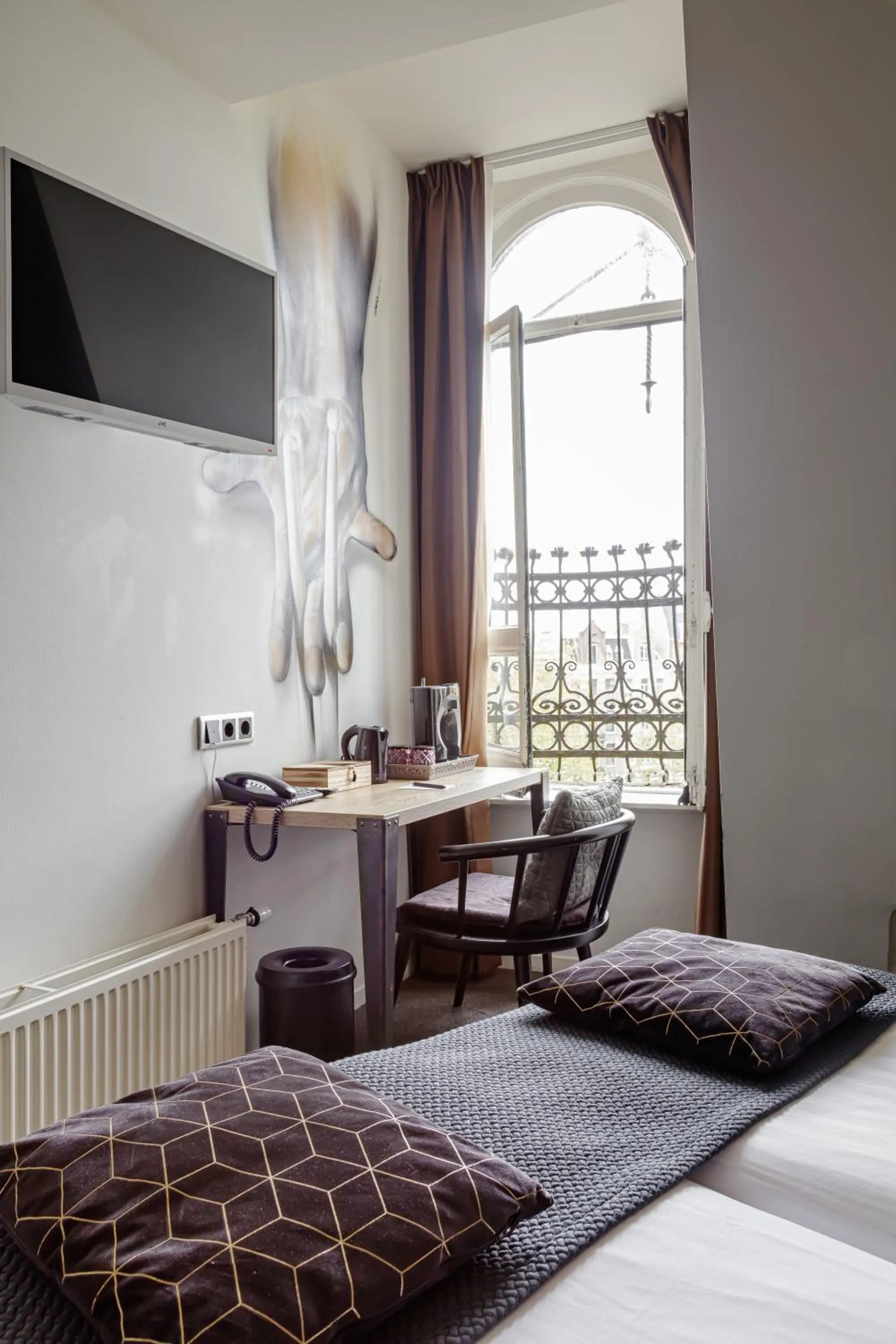 Bedroom, Bed in Boutique Hotel View