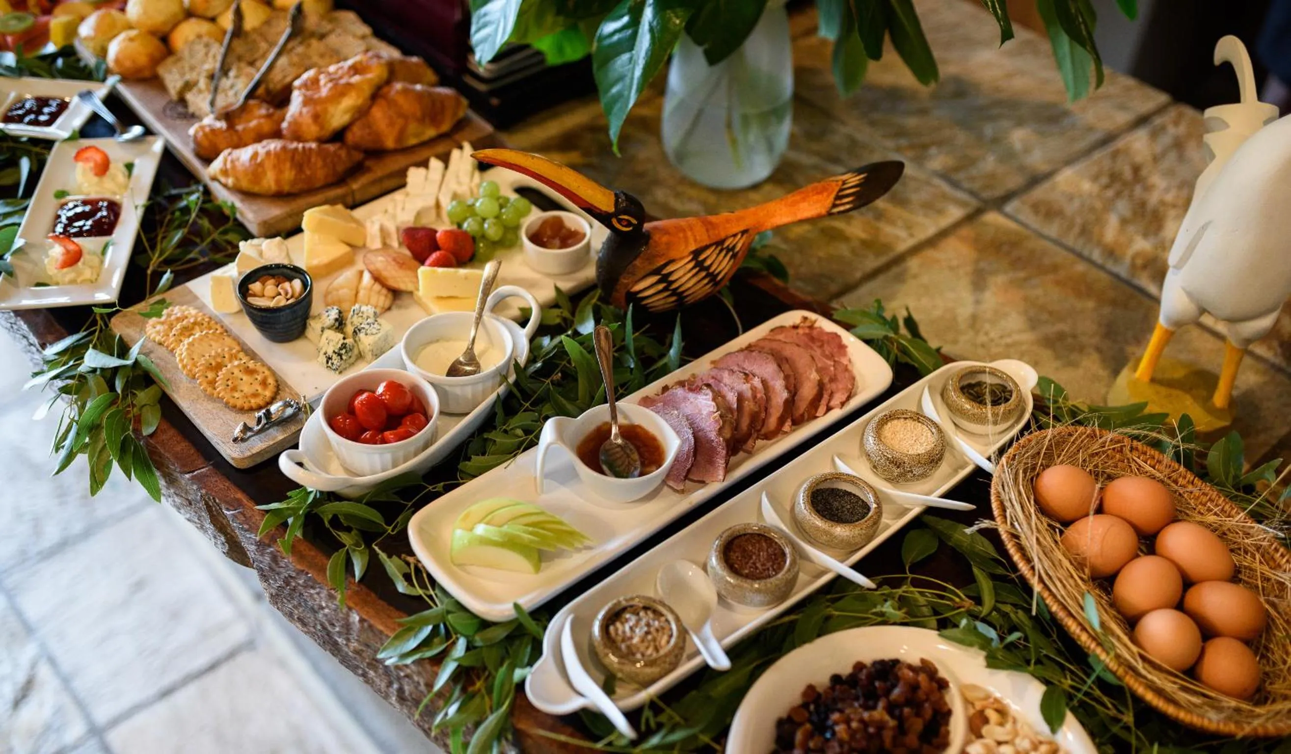 Buffet breakfast in Khaya Ndlovu Safari Manor