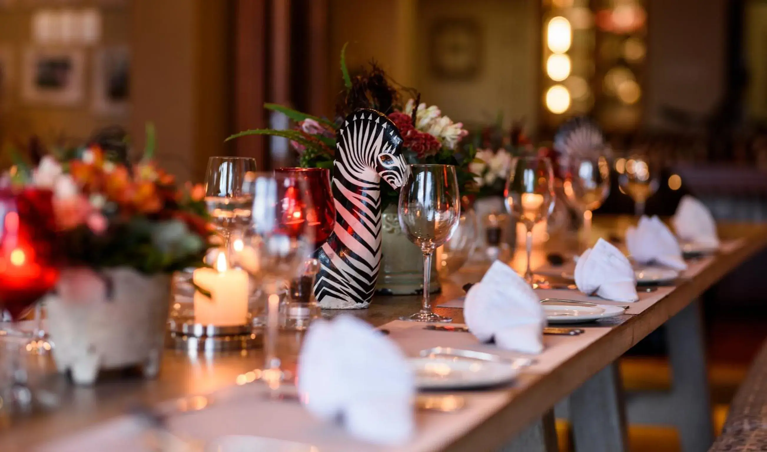 Restaurant/places to eat in Khaya Ndlovu Safari Manor Restaurant/places to eat in Khaya Ndlovu Safari Manor