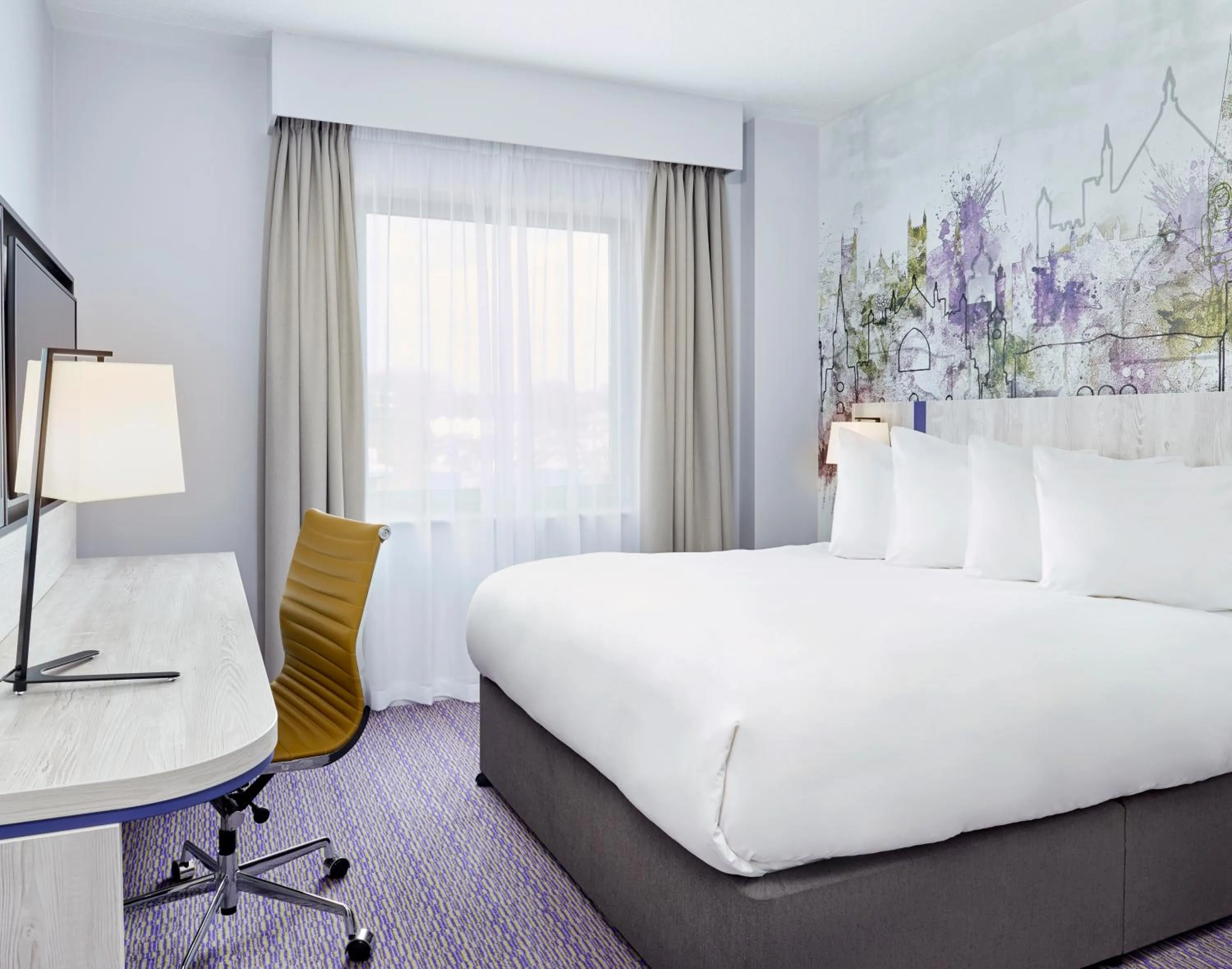 Bedroom, Bed in Leonardo Hotel Exeter