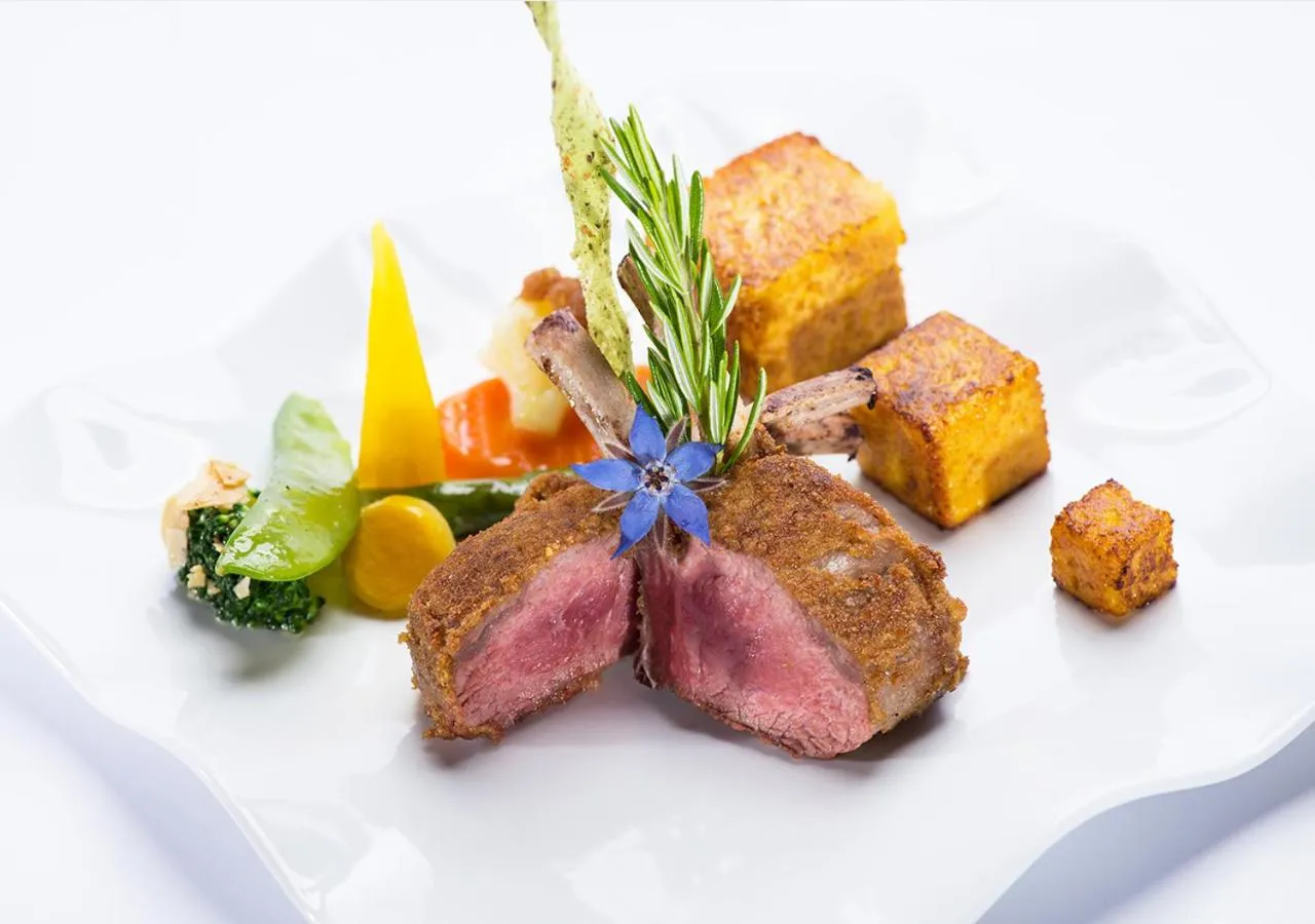 Food in Grand Hôtel Les Endroits