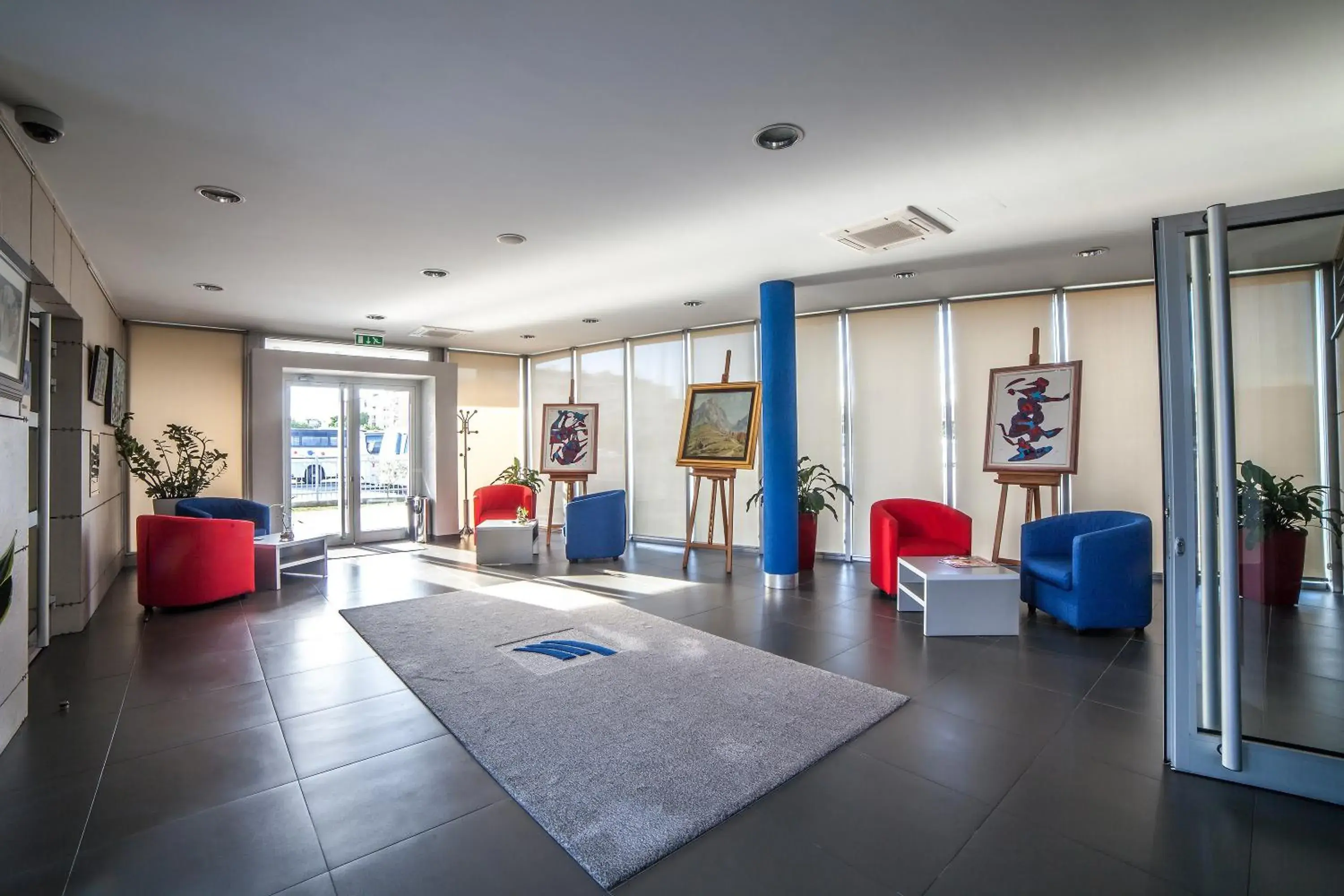 Lobby or reception in Hotel Terminus Lobby or reception in Hotel Terminus