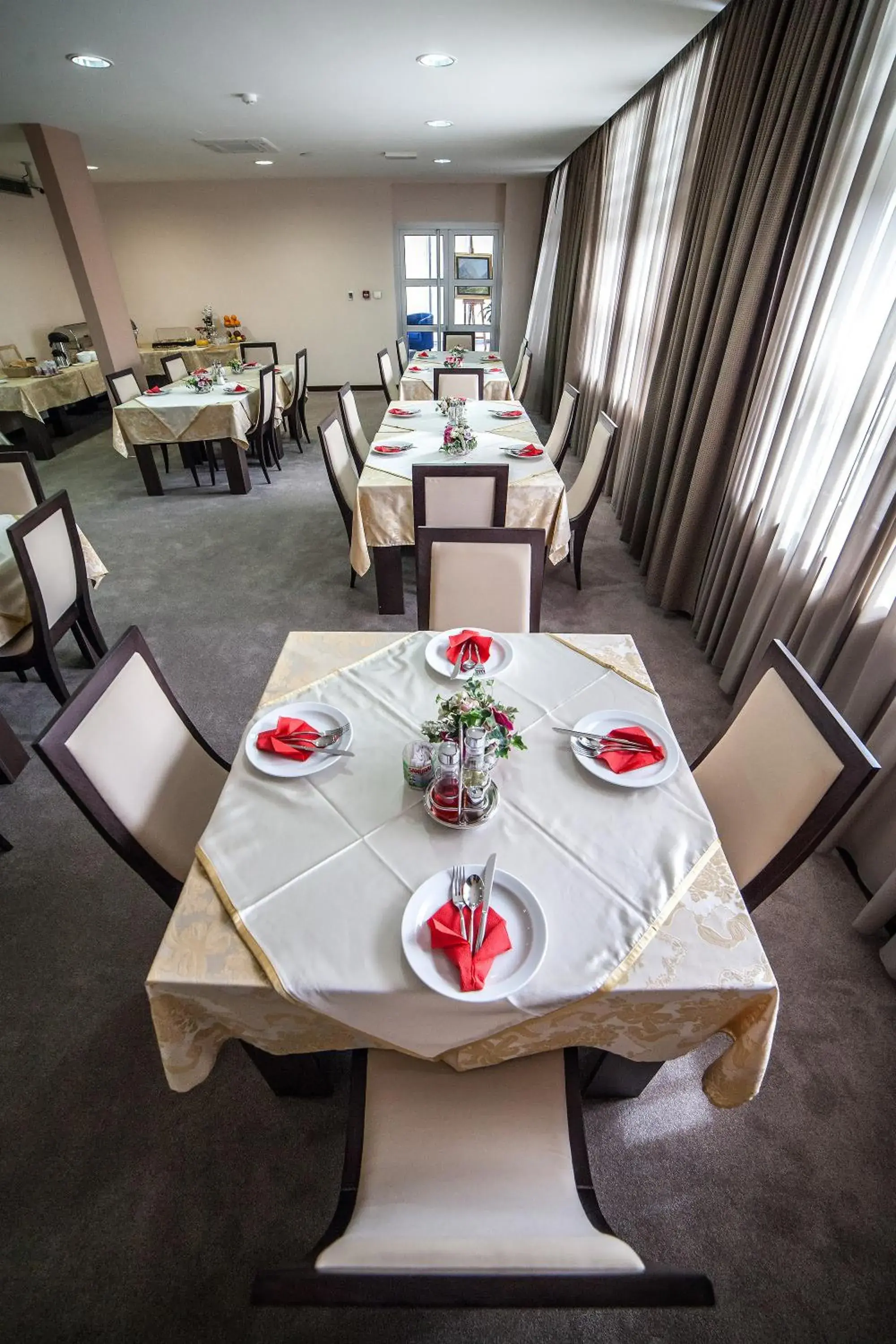 Restaurant/places to eat in Hotel Terminus Restaurant/places to eat in Hotel Terminus