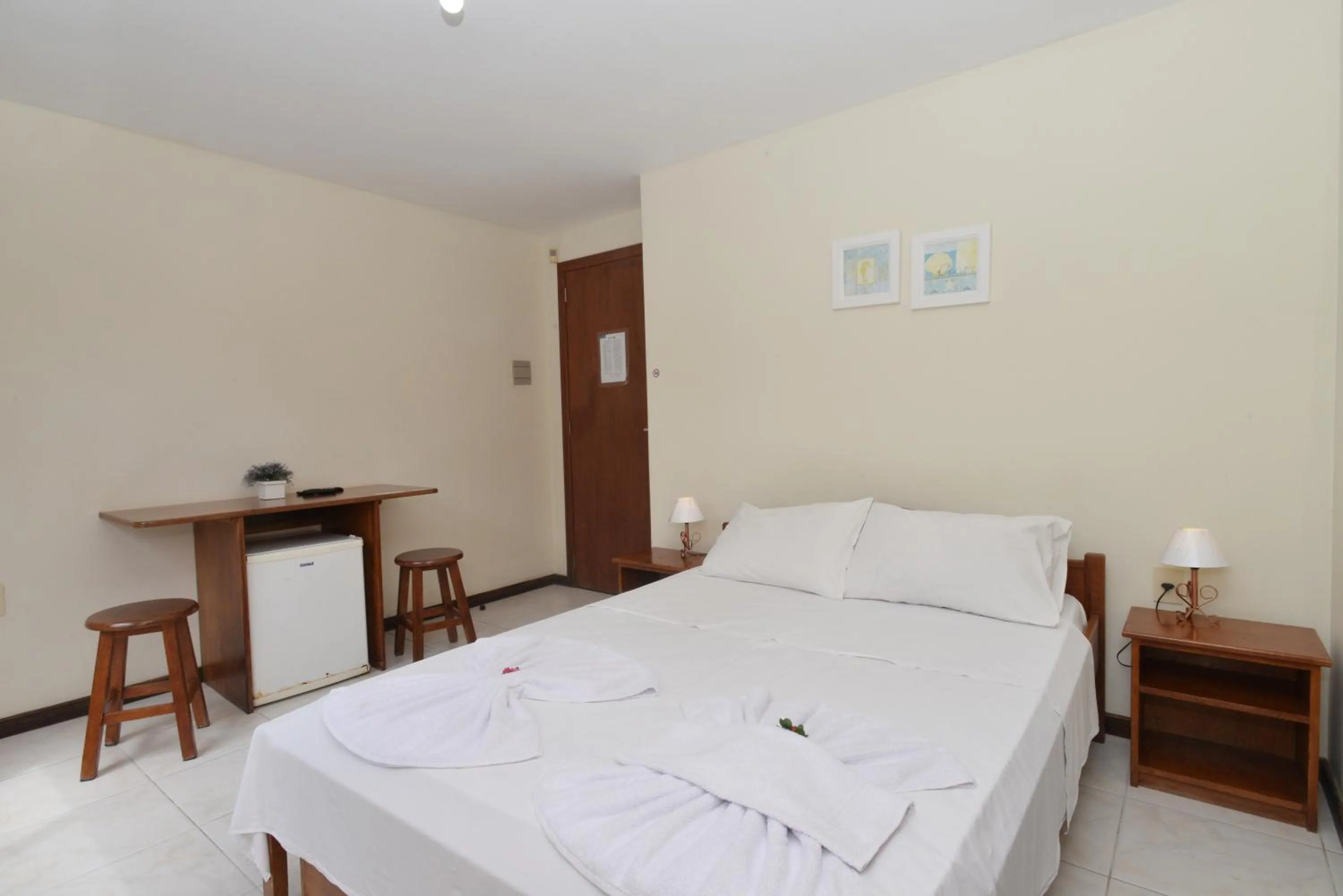 Bed in Oceano Pousada - Buffet de café da manhã e serviço de quarto diário