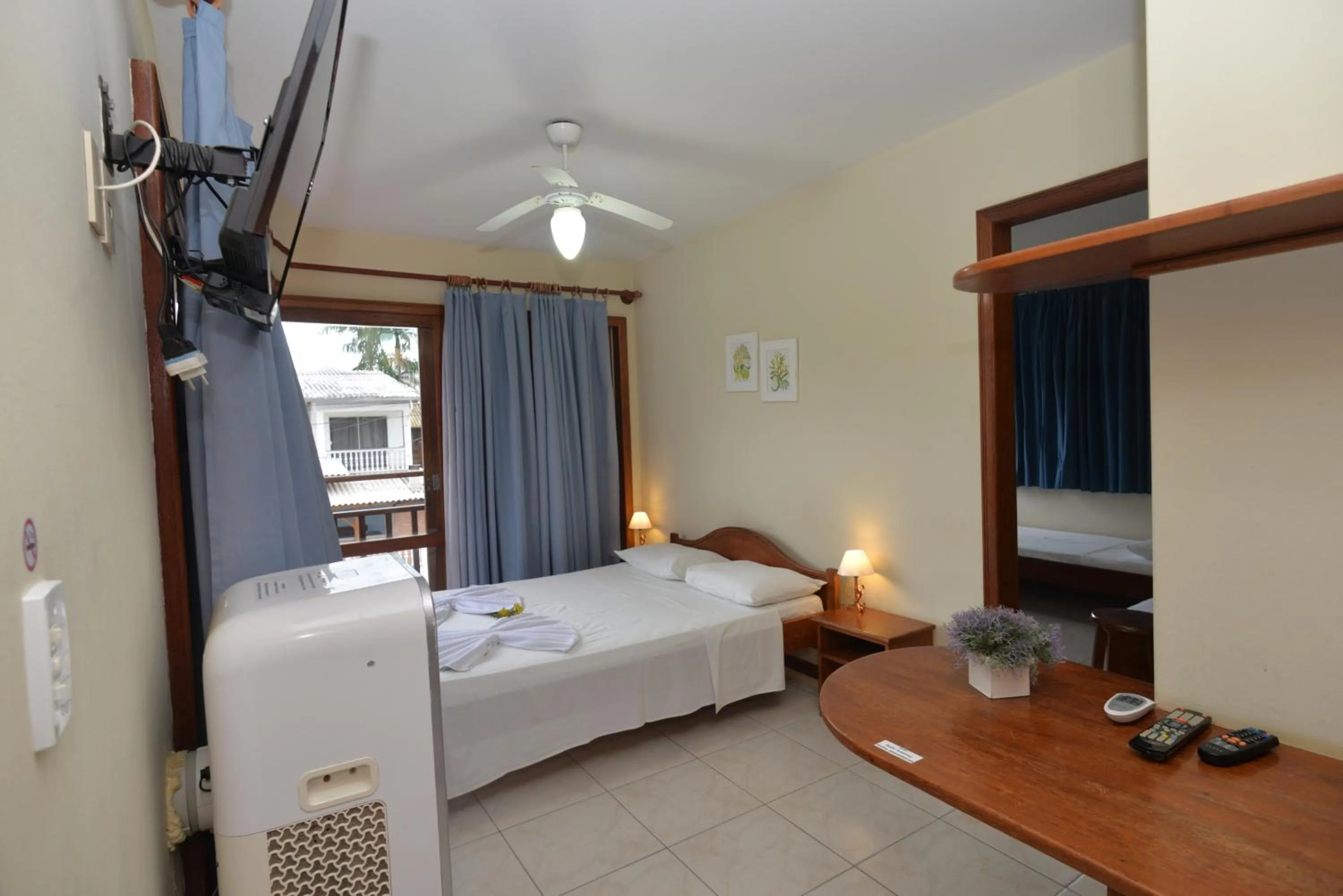 Bed in Oceano Pousada - Buffet de café da manhã e serviço de quarto diário