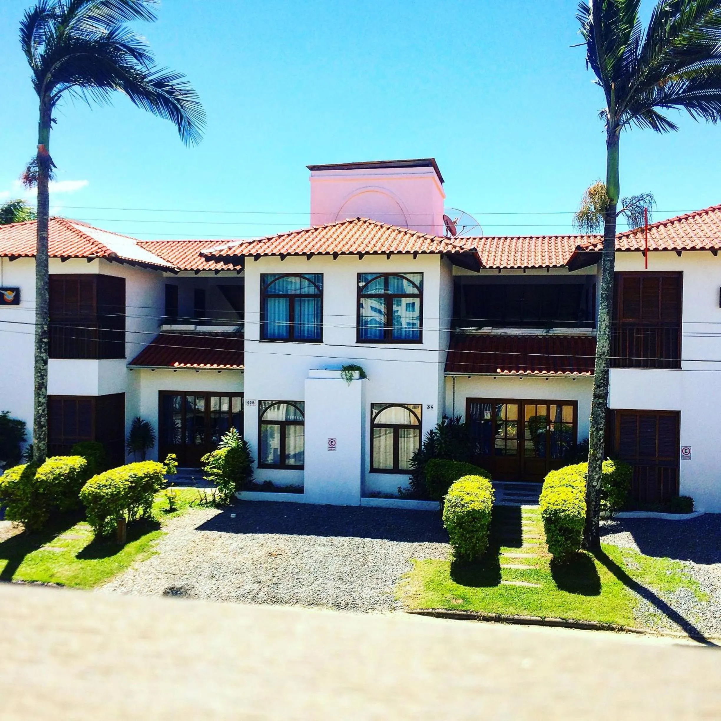 Facade/entrance in Oceano Pousada - Buffet de café da manhã e serviço de quarto diário