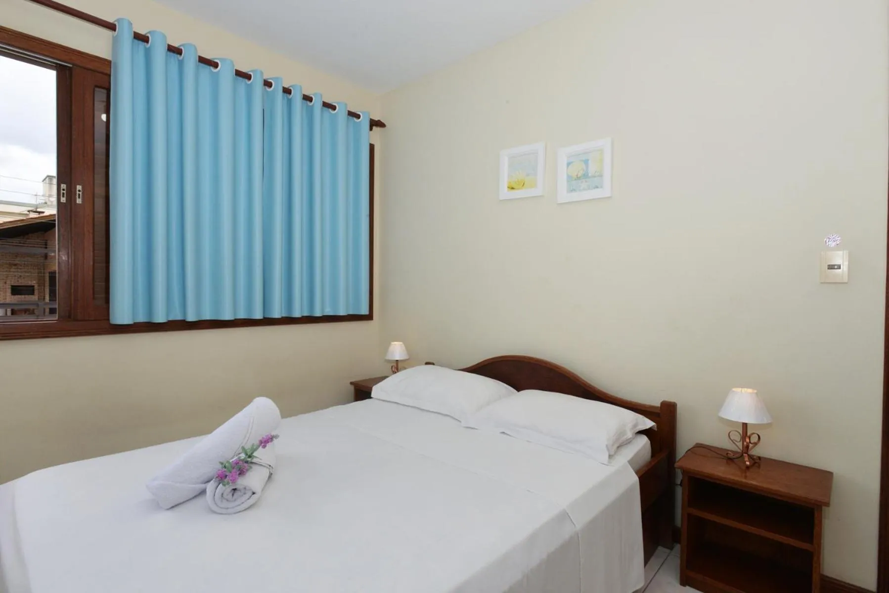 Bed in Oceano Pousada - Buffet de café da manhã e serviço de quarto diário