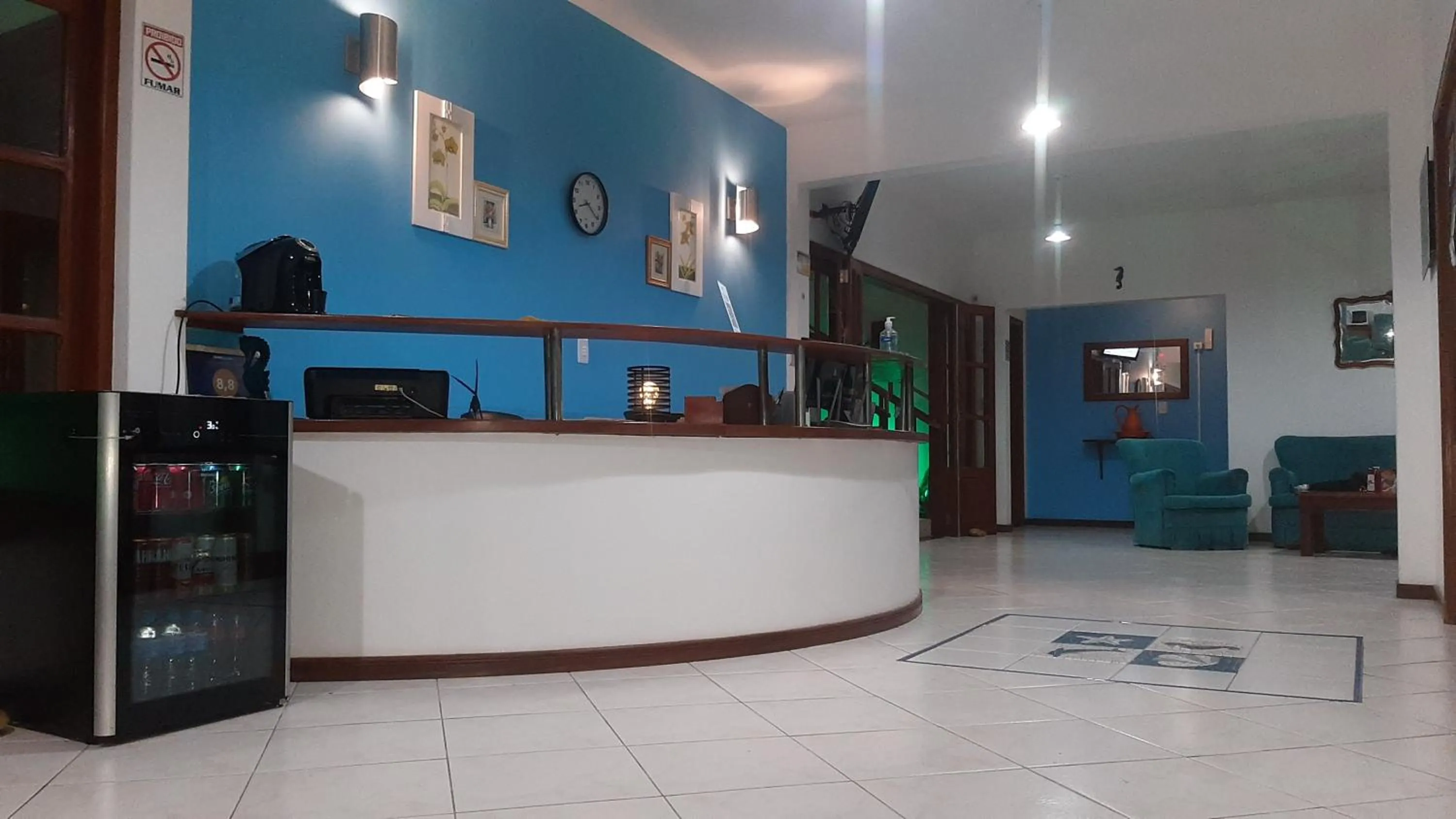 Lobby or reception in Oceano Pousada - Buffet de café da manhã e serviço de quarto diário