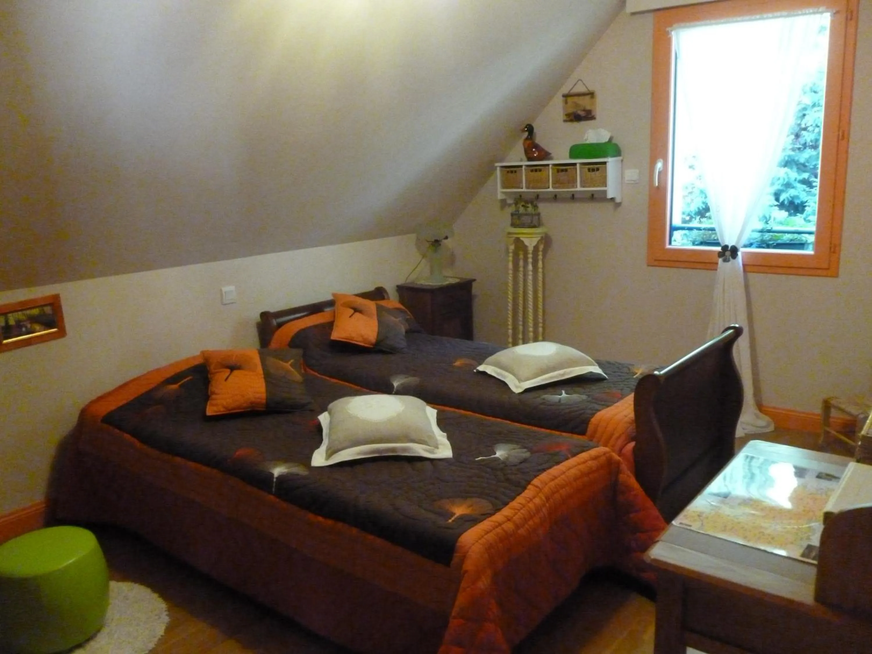 Photo of the whole room, Bed in Jardin du Levant