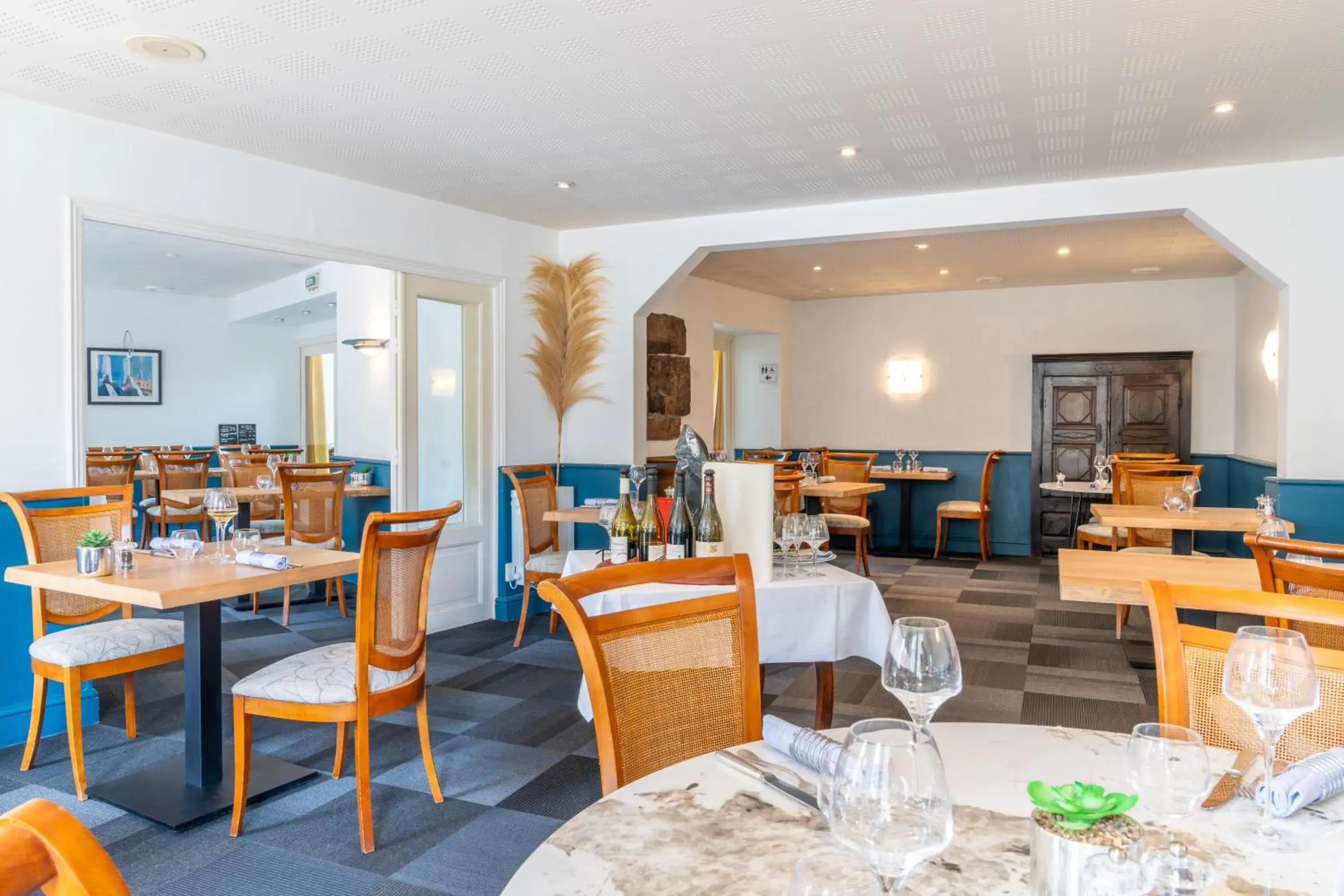 Restaurant/places to eat in Logis Auberge Saint Thégonnec & son Restaurant Restaurant/places to eat in Logis Auberge Saint Thégonnec & son Restaurant