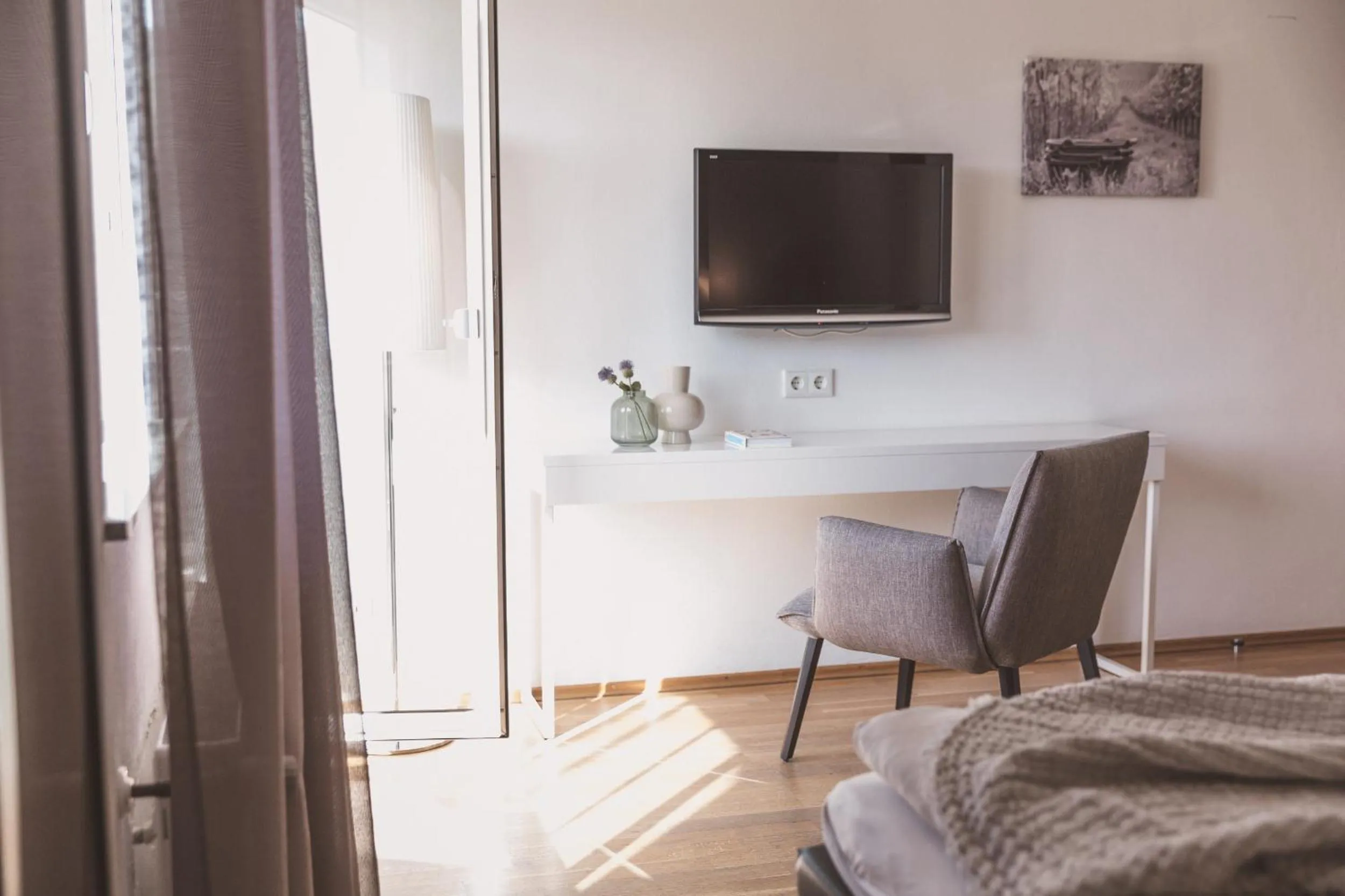 Bedroom, Bed in Weingut Gehlen-Cornelius