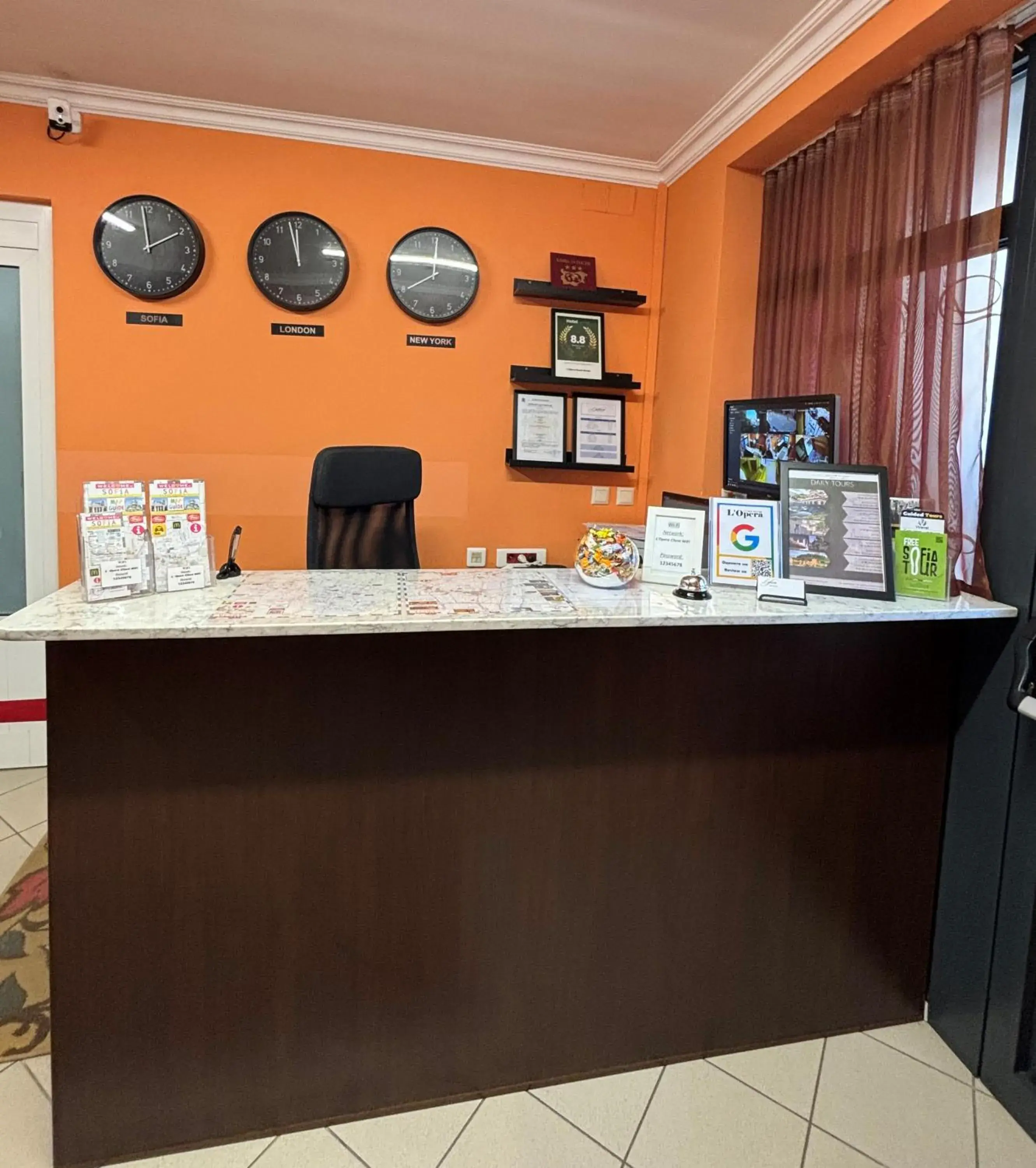 Lobby or reception in L'Opera Guest House Lobby or reception in L'Opera Guest House