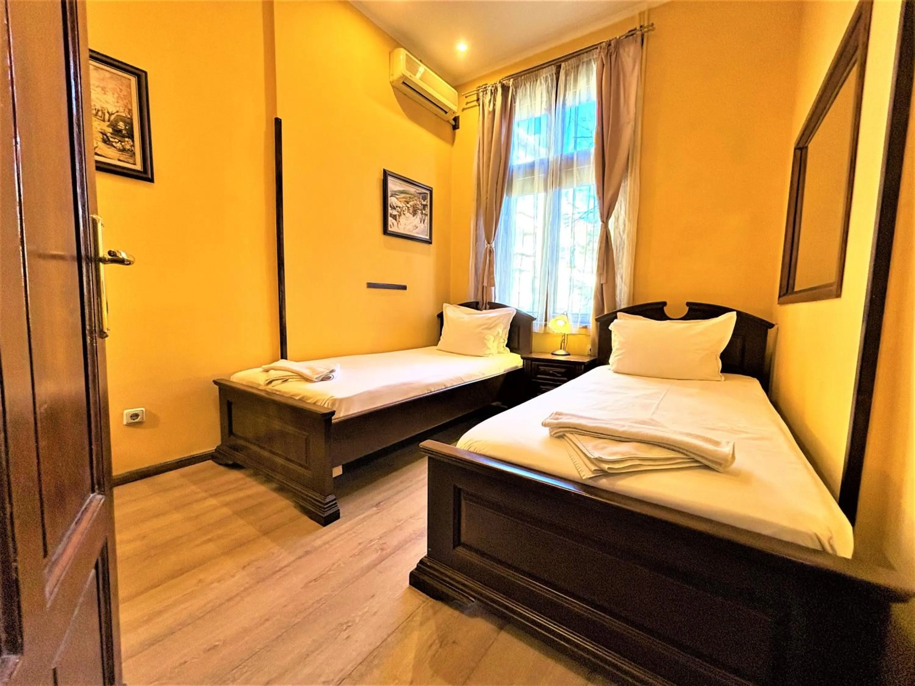 Bed in L'Opera Guest House