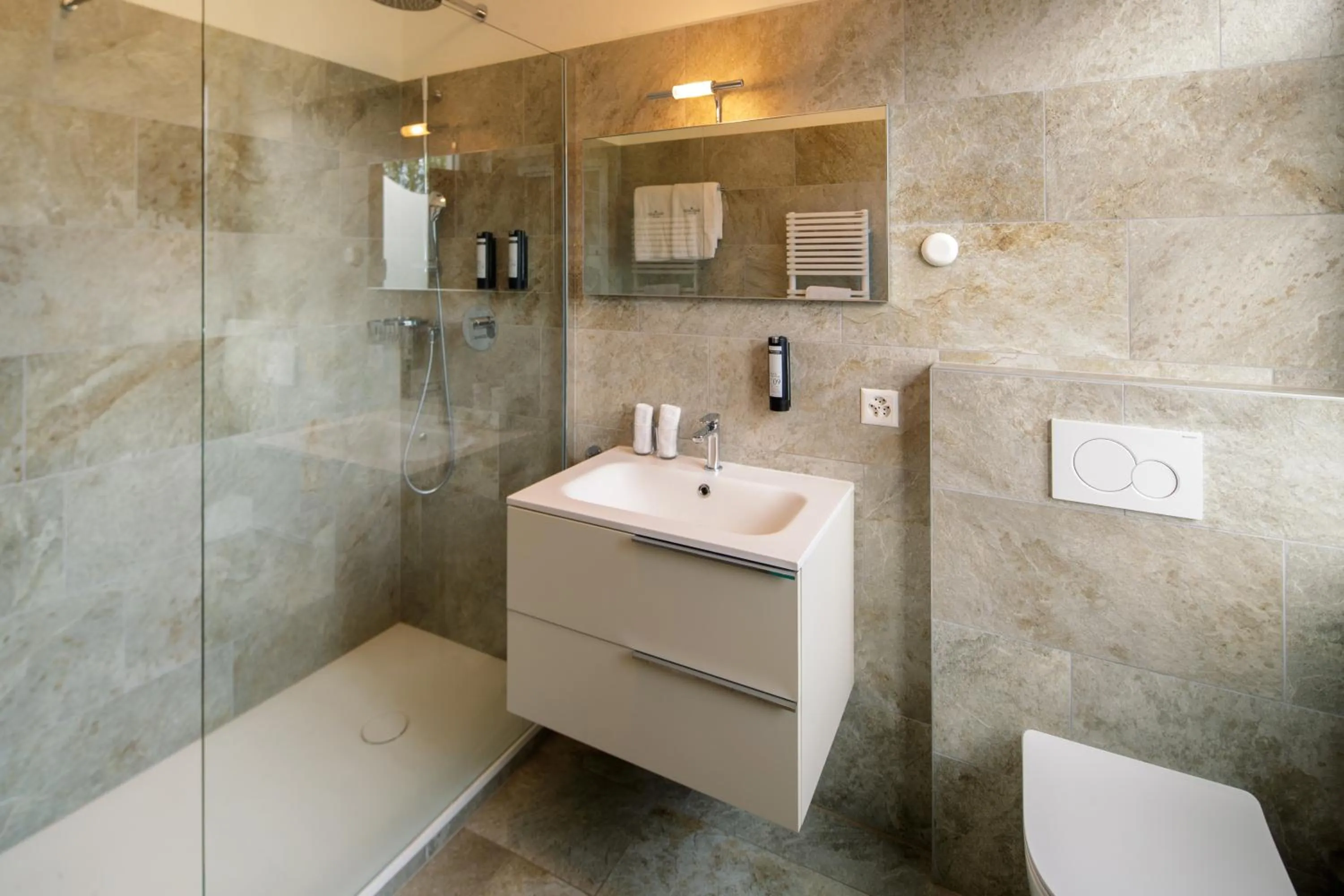 Bathroom in Albergo Mirador Ascona