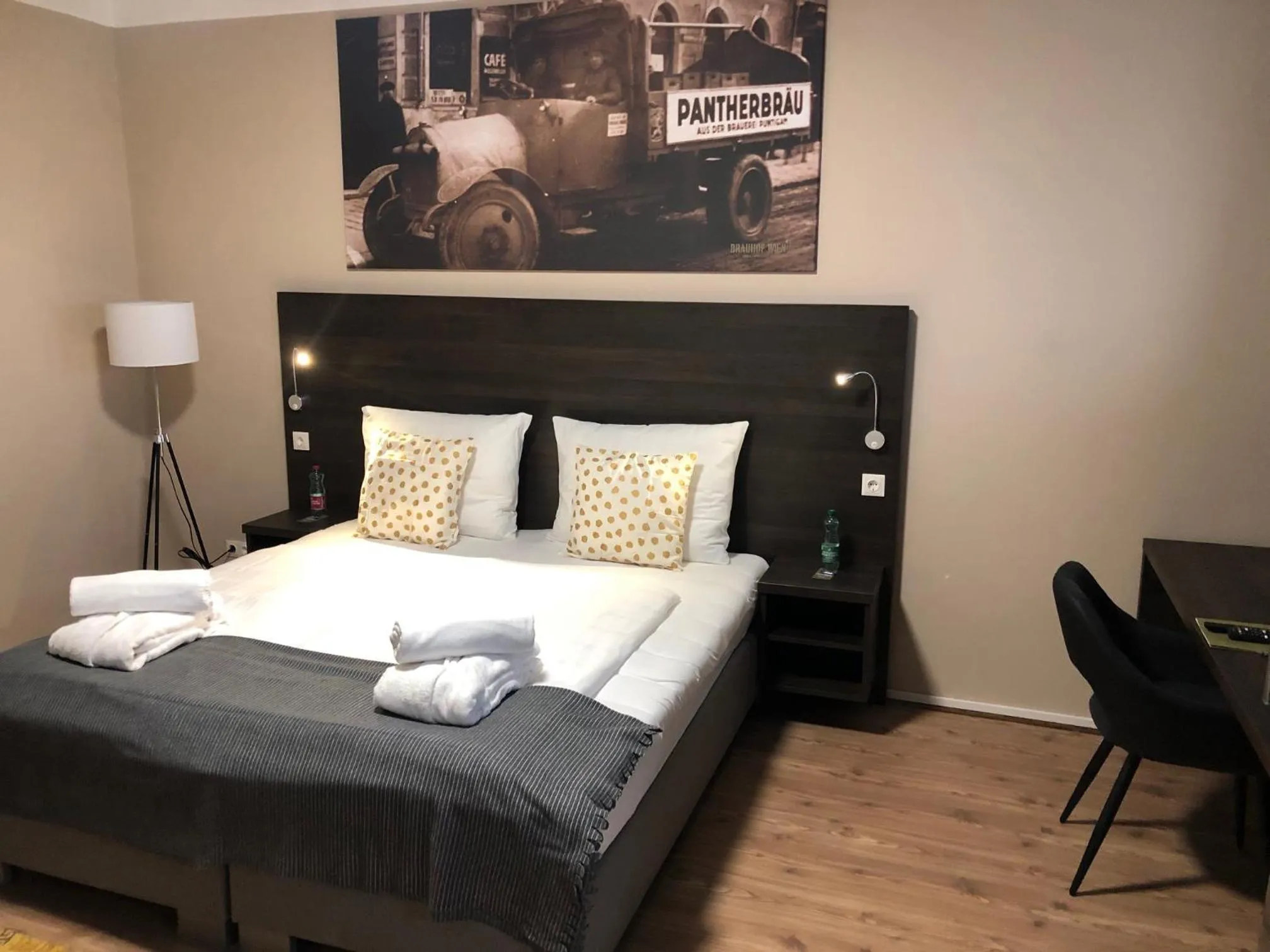 Bed in Hotel Brauhof Wien