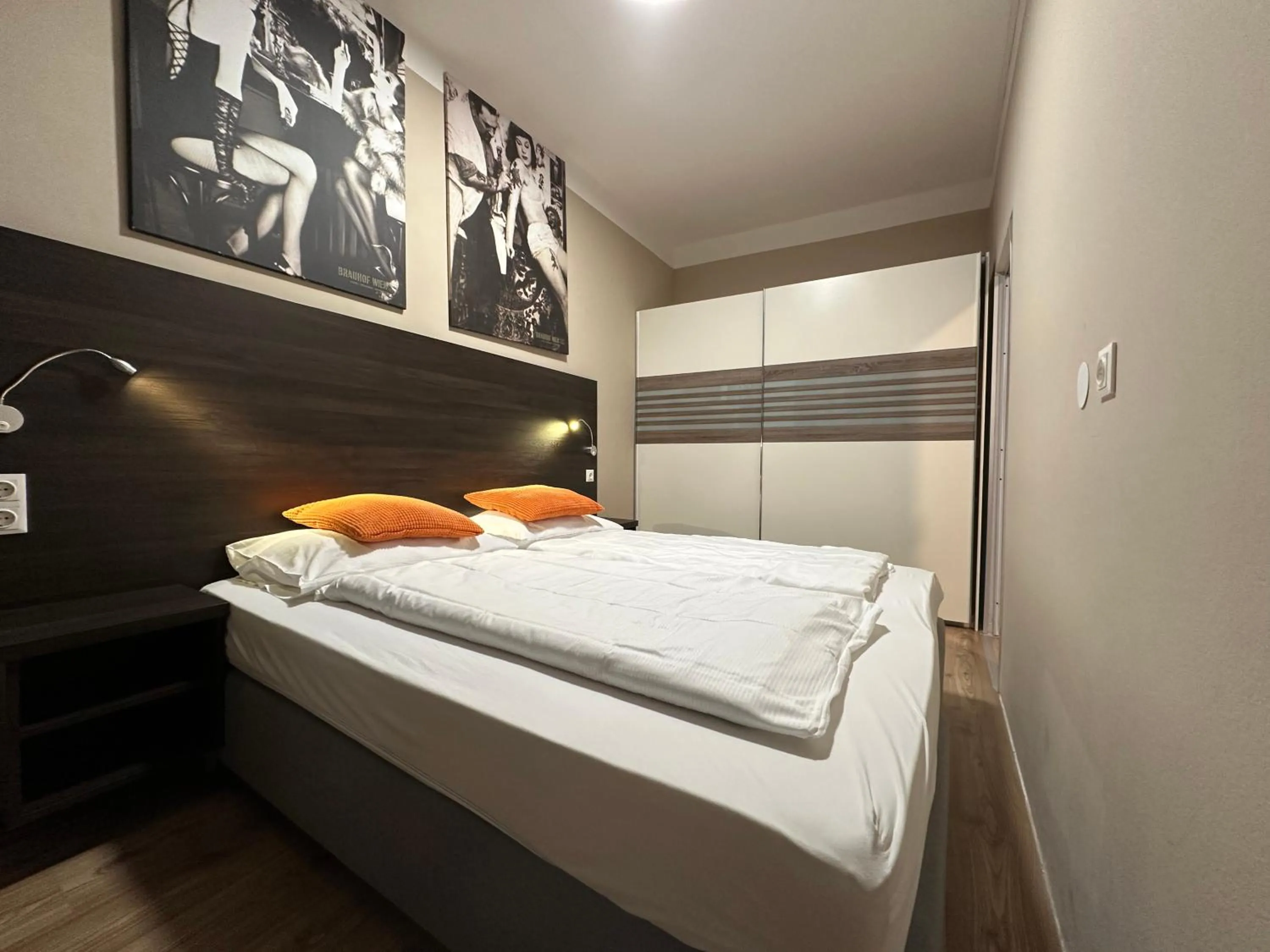 Bed in Hotel Brauhof Wien