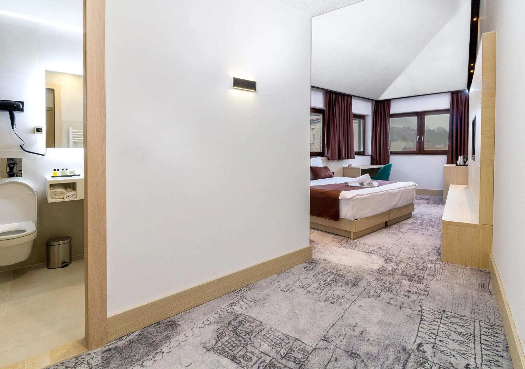 Bedroom, Bed in Hotel Boss