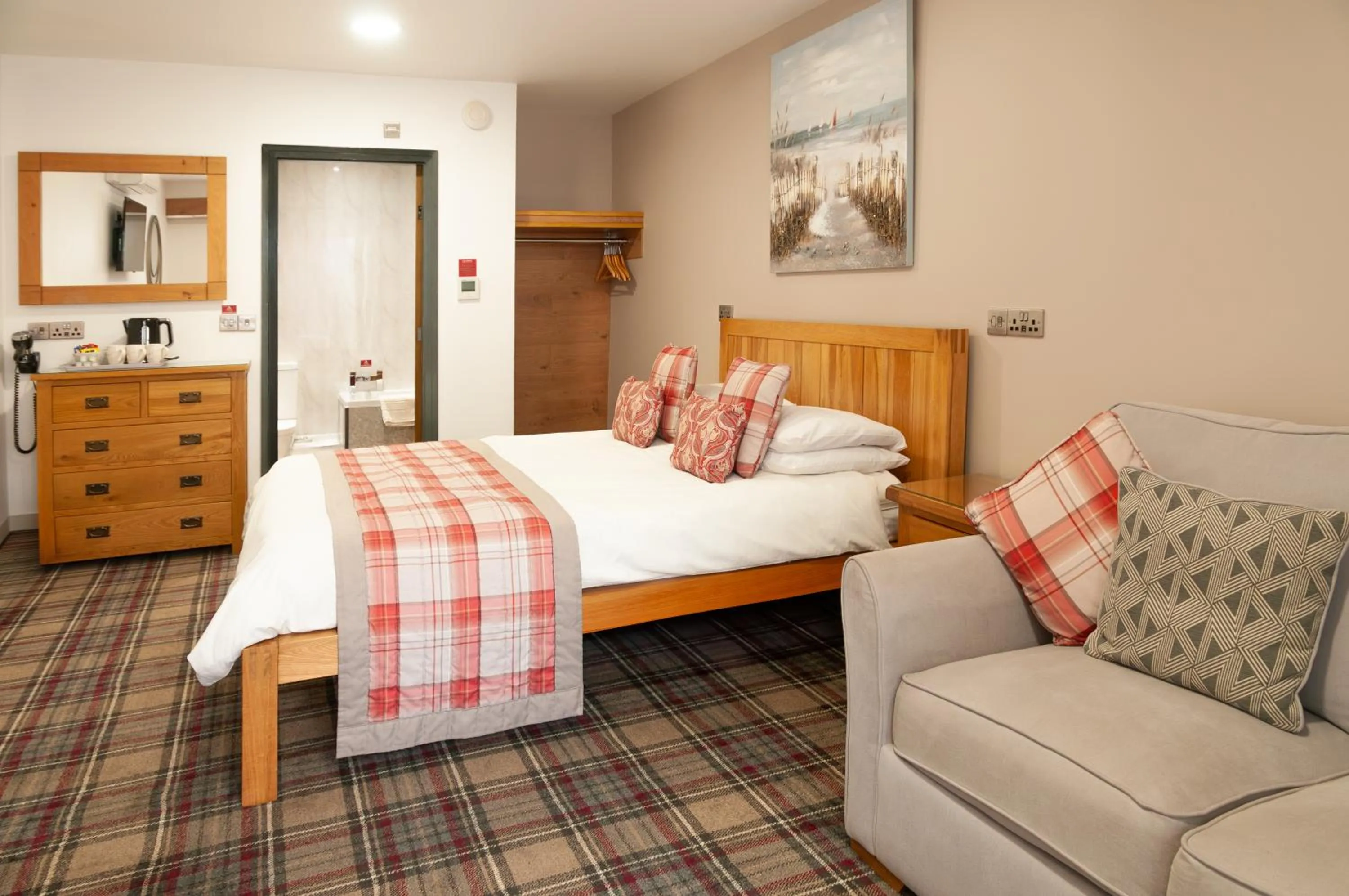 Bed in Claxton Hotel