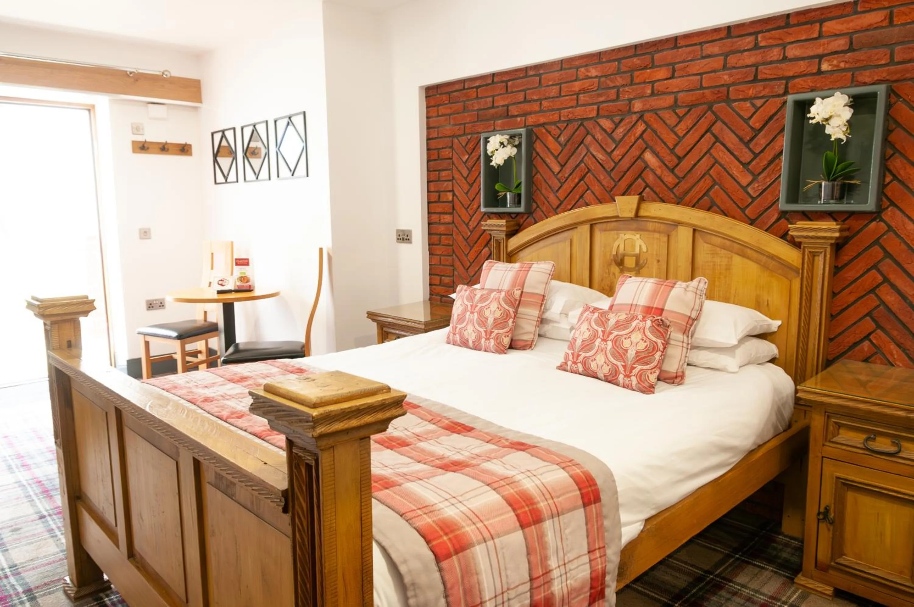 Bed in Claxton Hotel