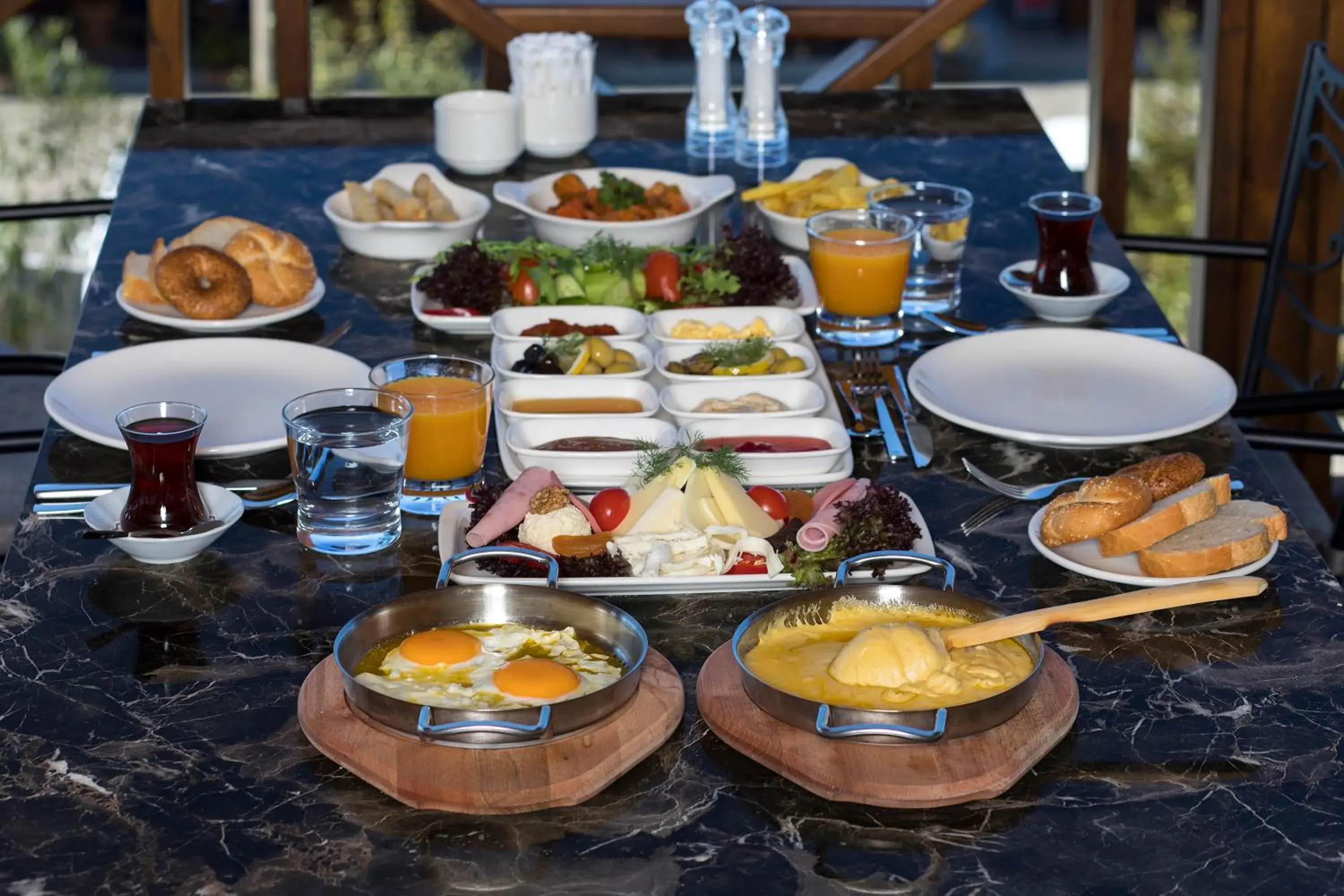 Breakfast in Hancioglu Orman Evleri & Hotel Breakfast in Hancioglu Orman Evleri & Hotel