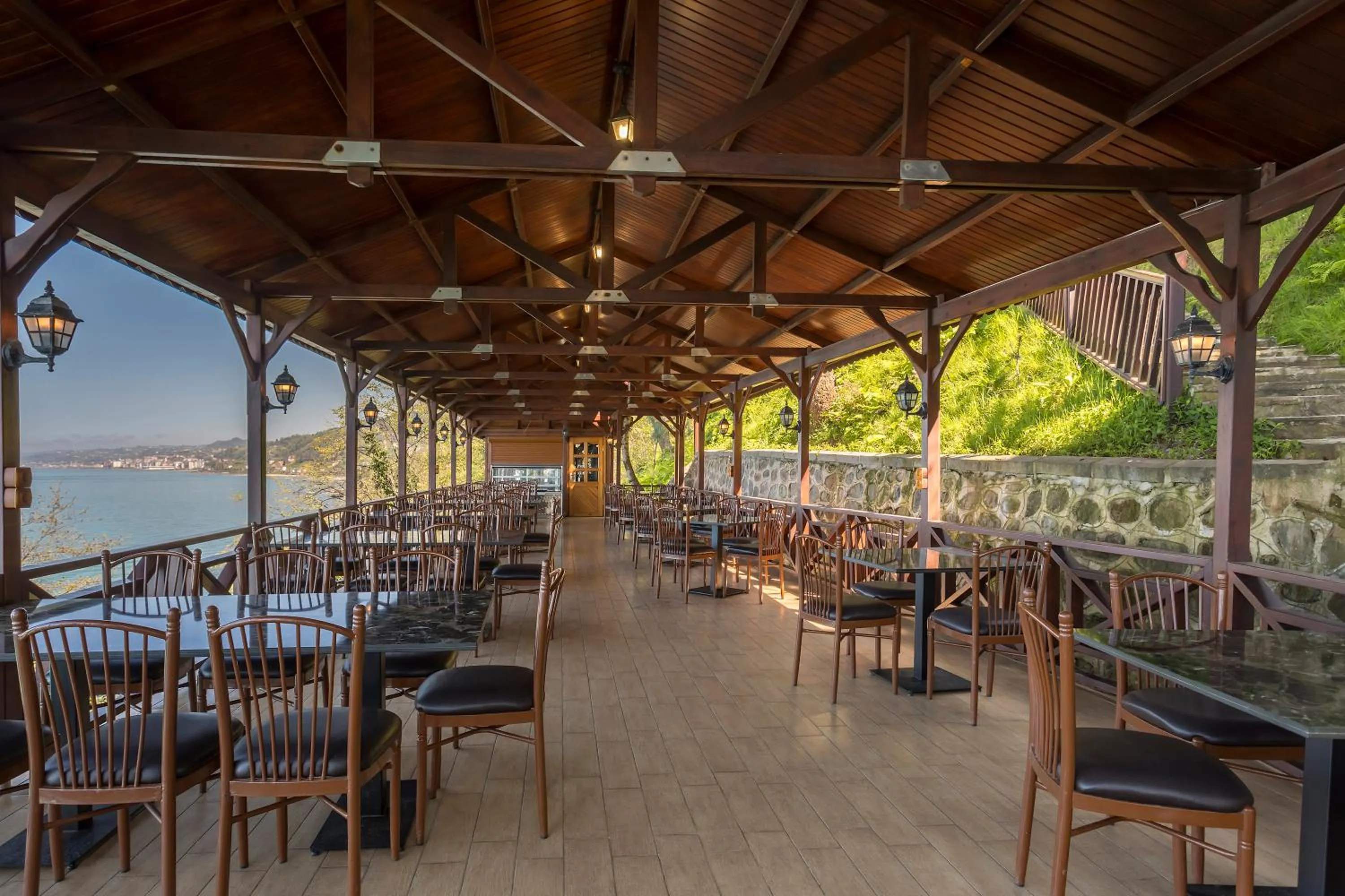 Restaurant/places to eat in Hancioglu Orman Evleri & Hotel