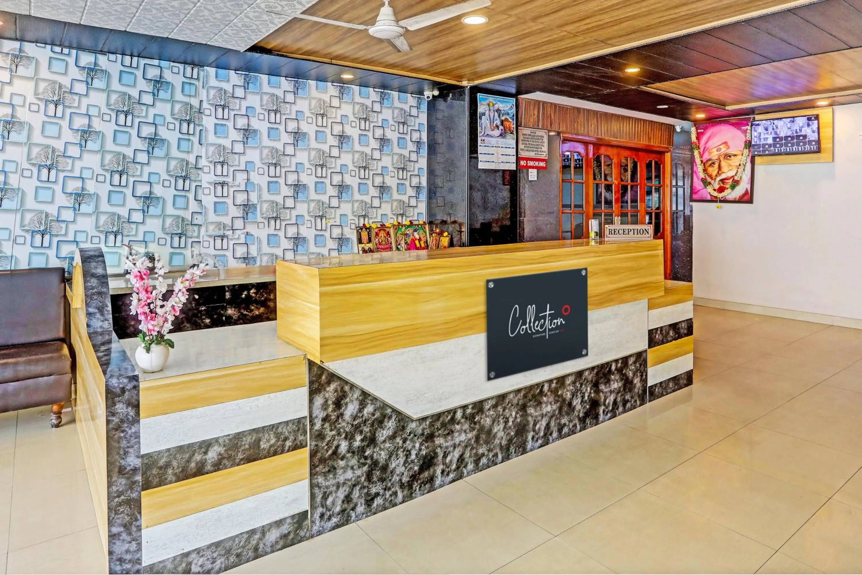 Lobby or reception in Super Capital O Vaishnavi