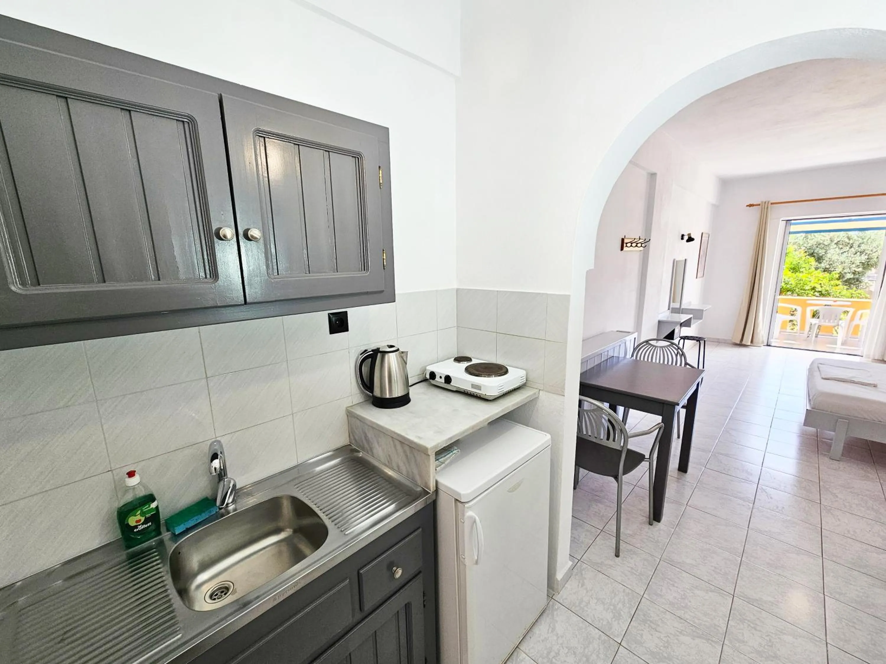 Kitchen or kitchenette in Pavlis Studios Kampos