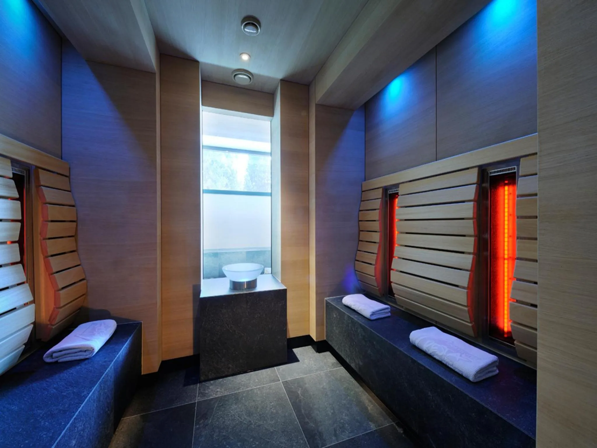 Spa and wellness centre/facilities, Bed in Cresta.Alpin.Sport.Hotel