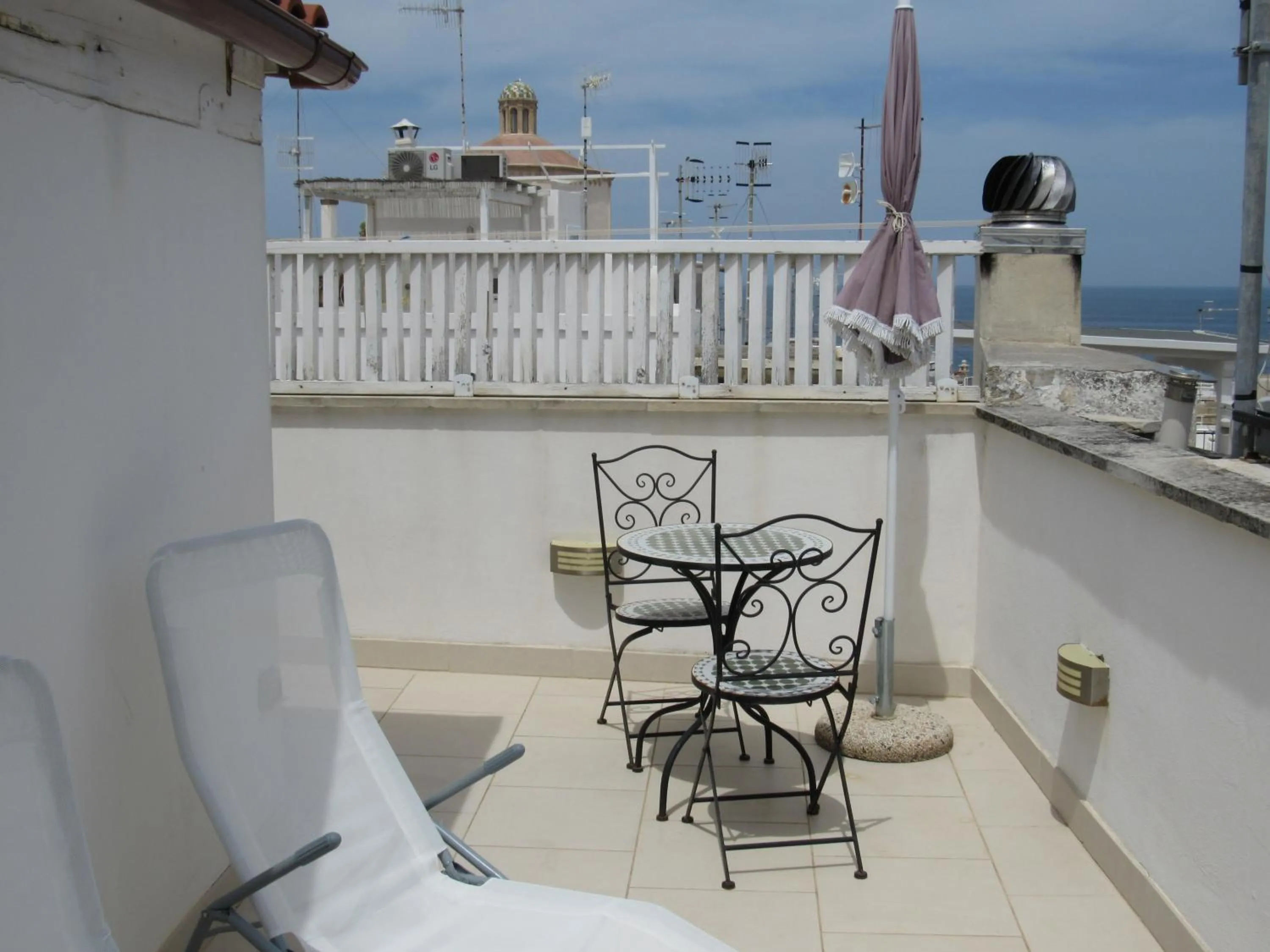 Balcony/Terrace in Vicolo Fiorito B&B