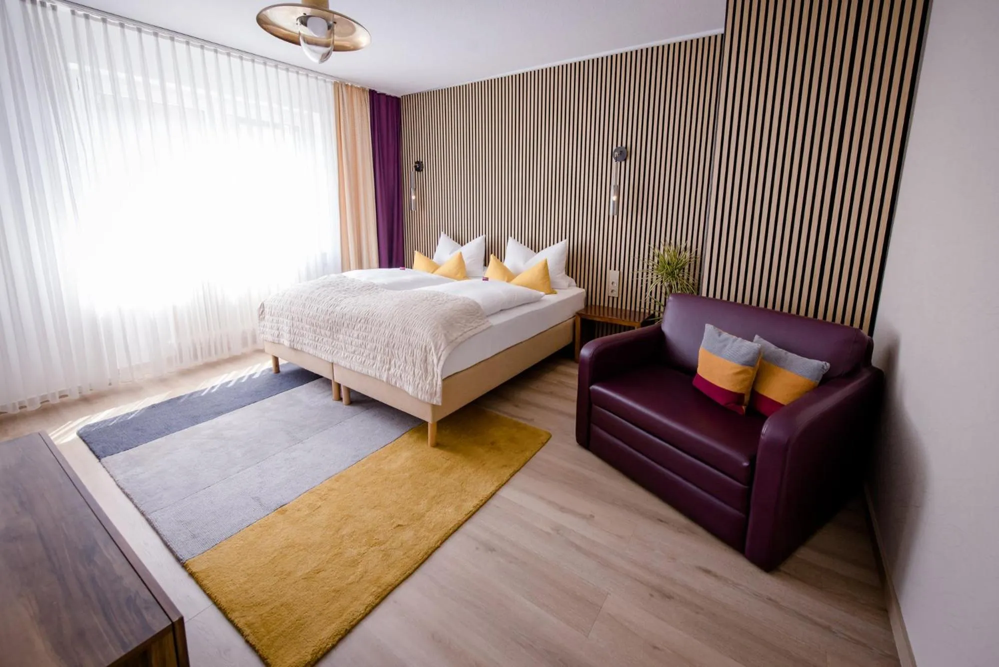Photo of the whole room, Bed in Franconia City Hotel