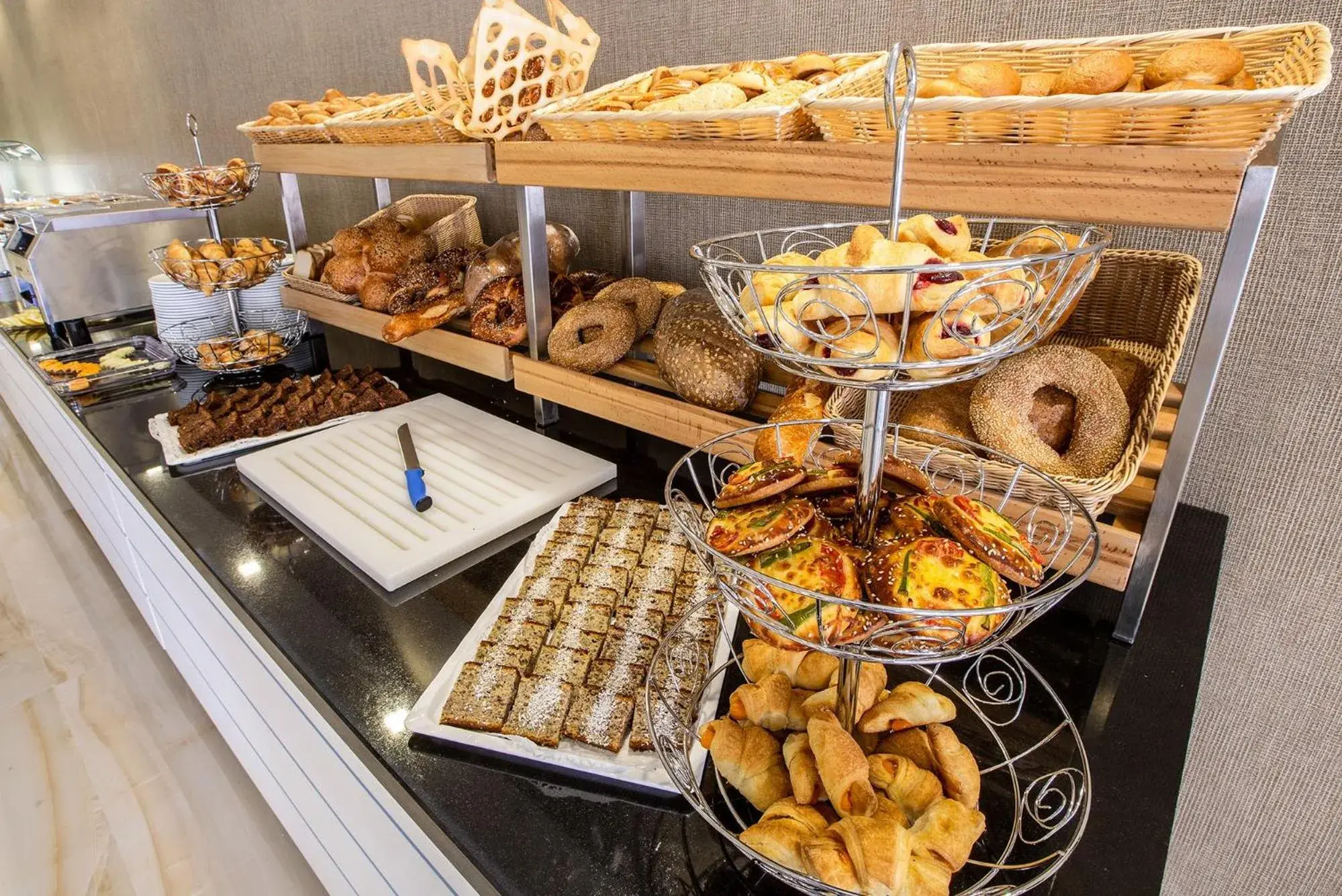 Breakfast in Shimall Hotel Breakfast in Shimall Hotel