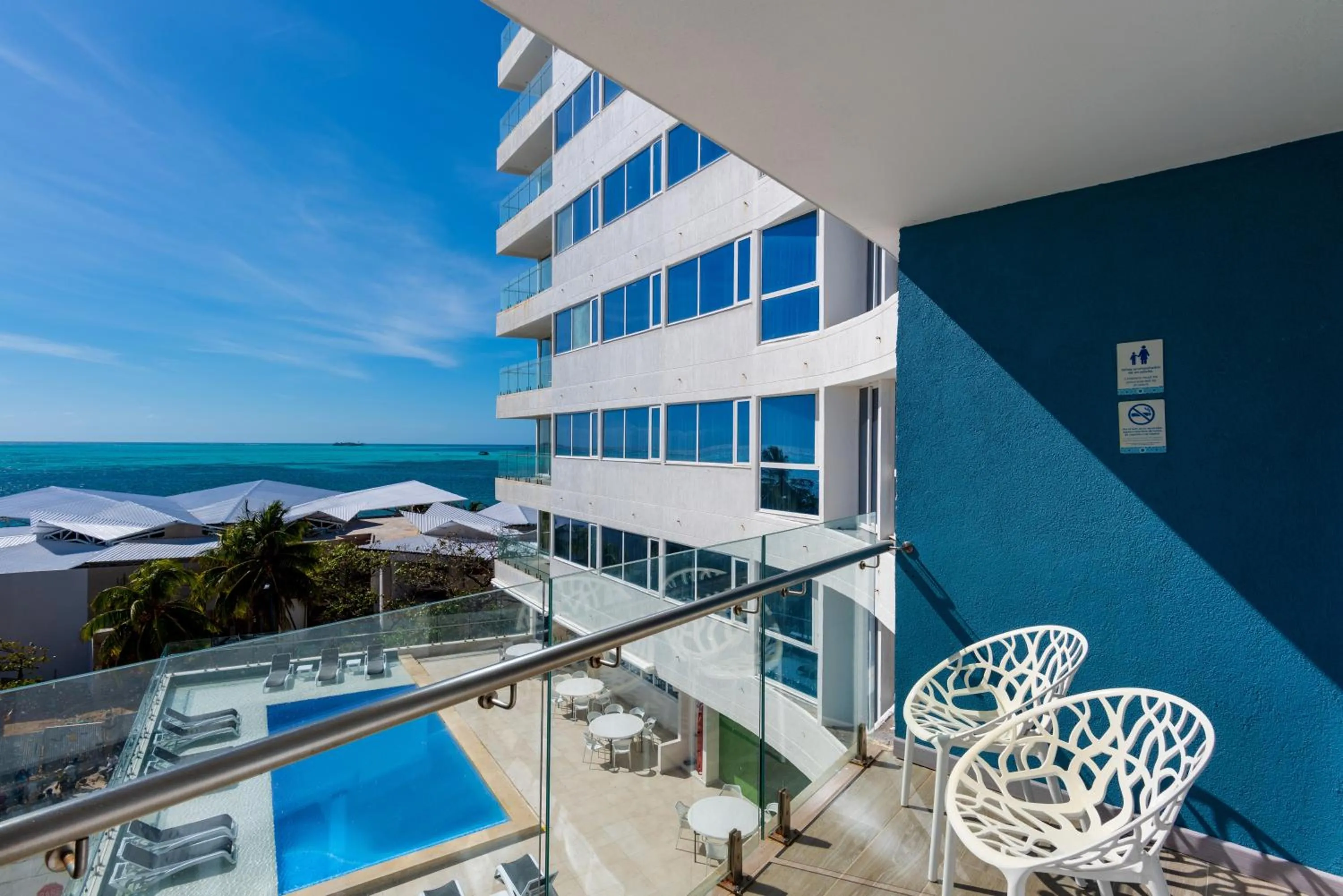 Balcony/Terrace in Samawi Hotel