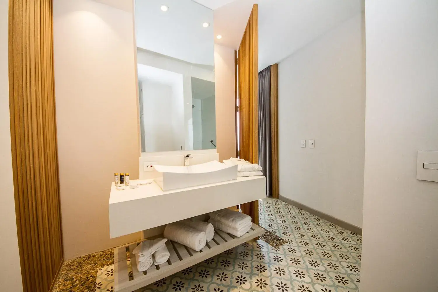 Bathroom in Samawi Hotel Bathroom in Samawi Hotel