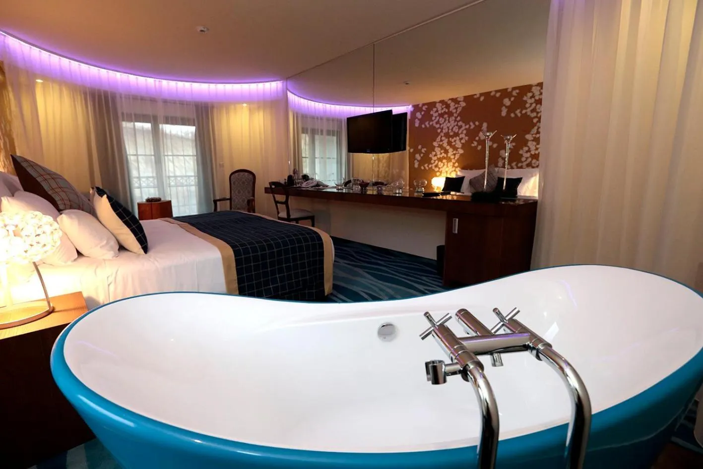 Hotel Cascade Resort & Spa