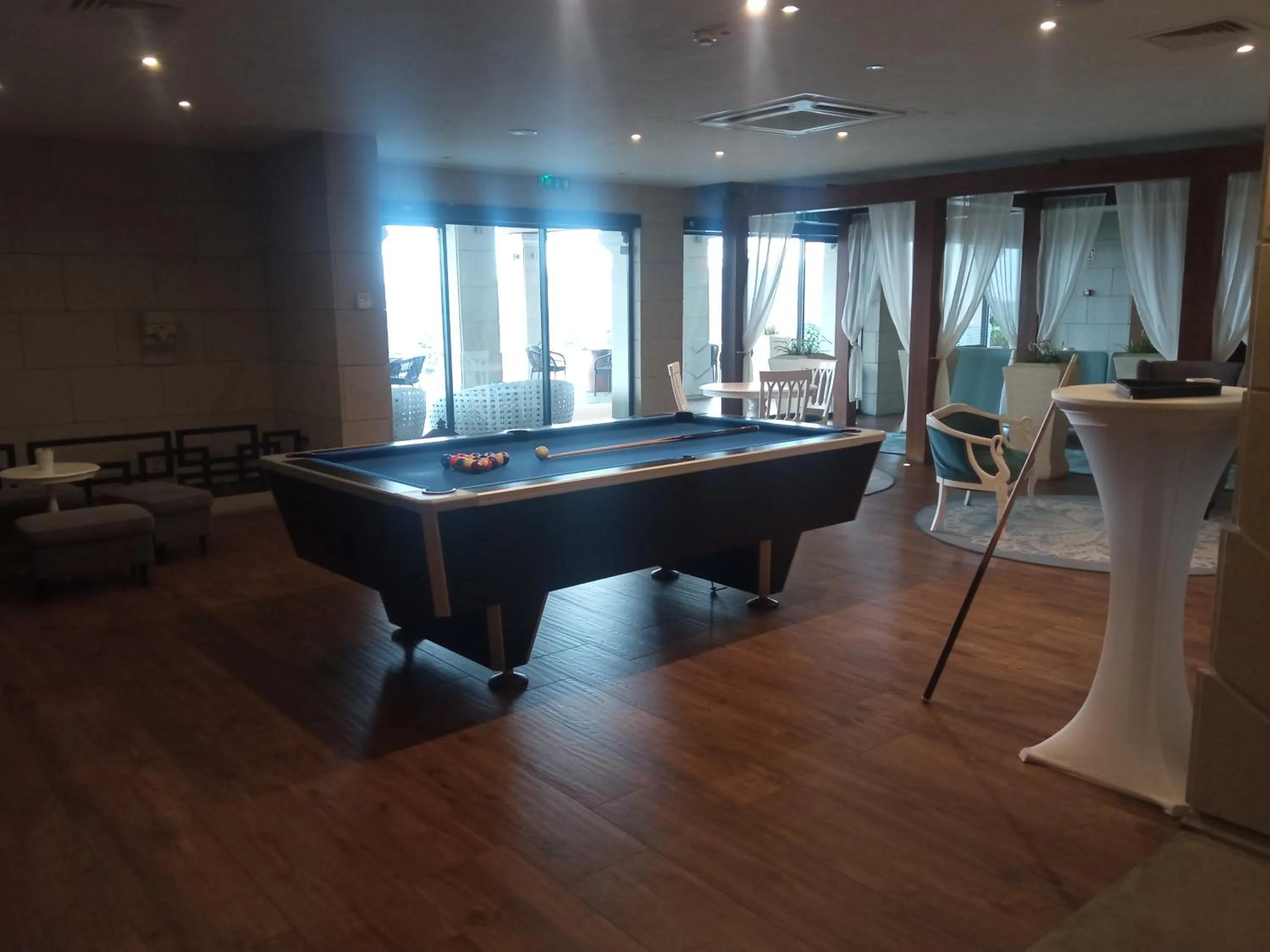 Hotel Cascade Resort & Spa