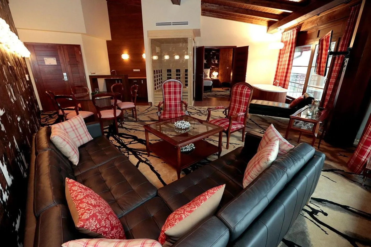 Hotel Cascade Resort & Spa