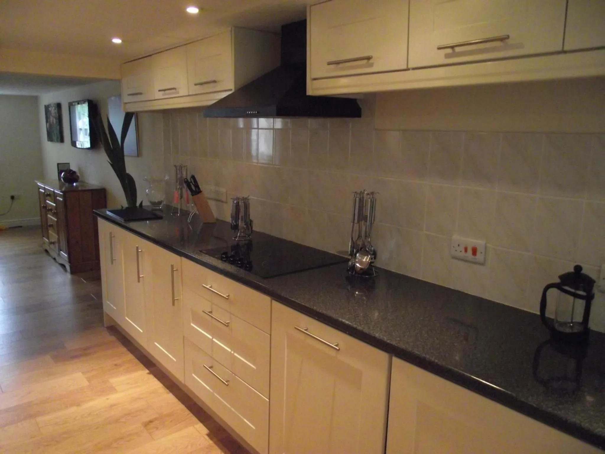 Kitchen or kitchenette in Carpenters Cottages