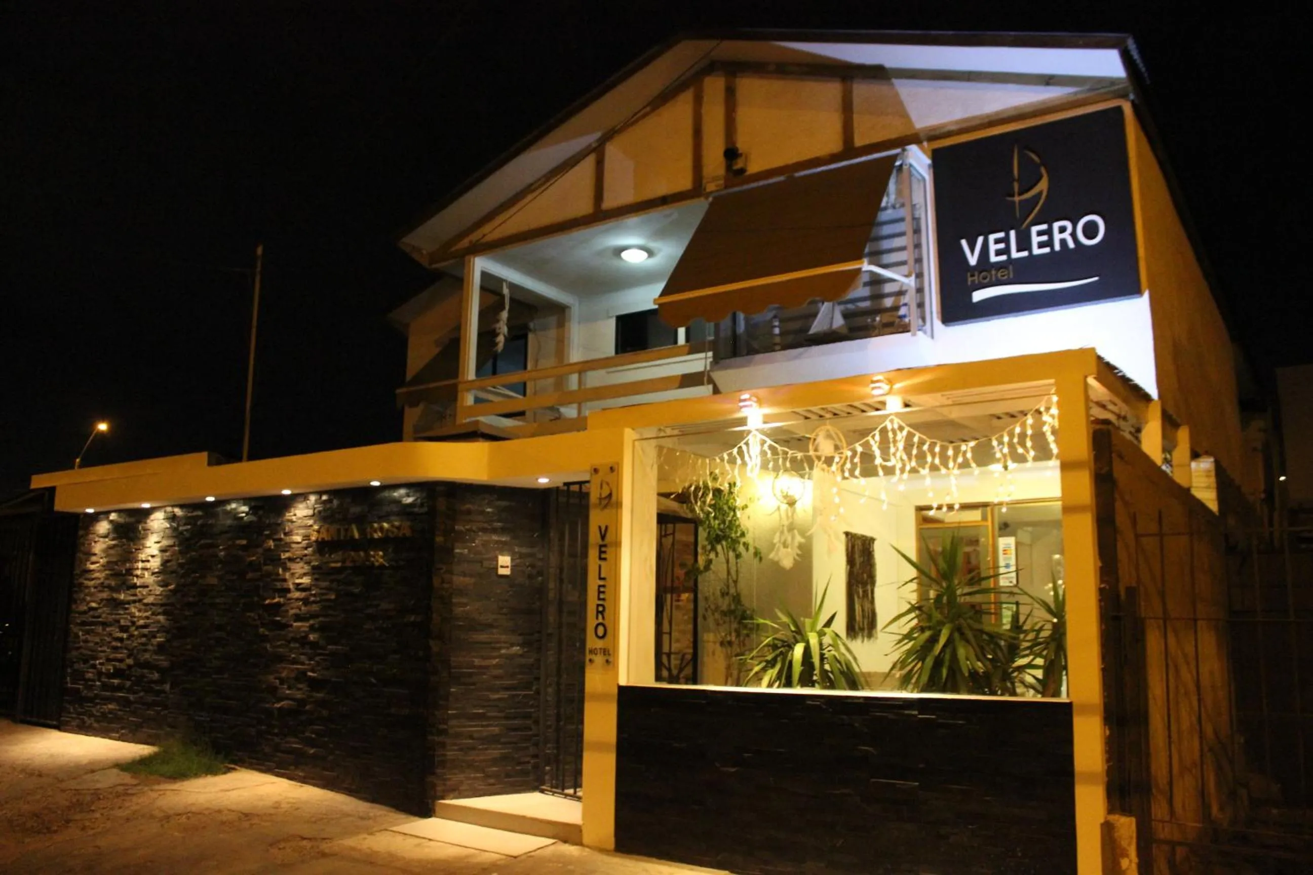 Facade/entrance in Hotel Velero Sur