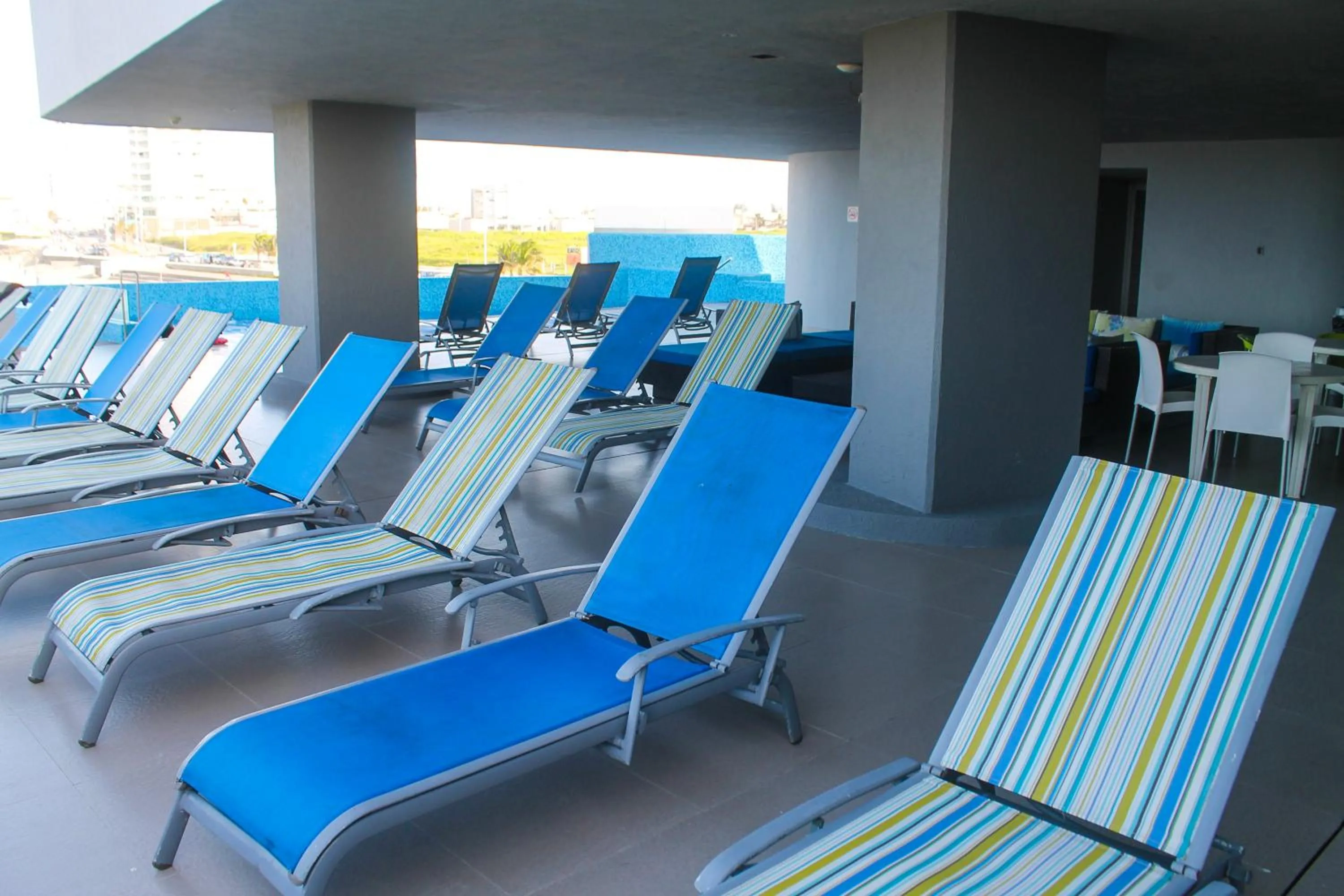 Swimming pool in Hotel Punta Azul