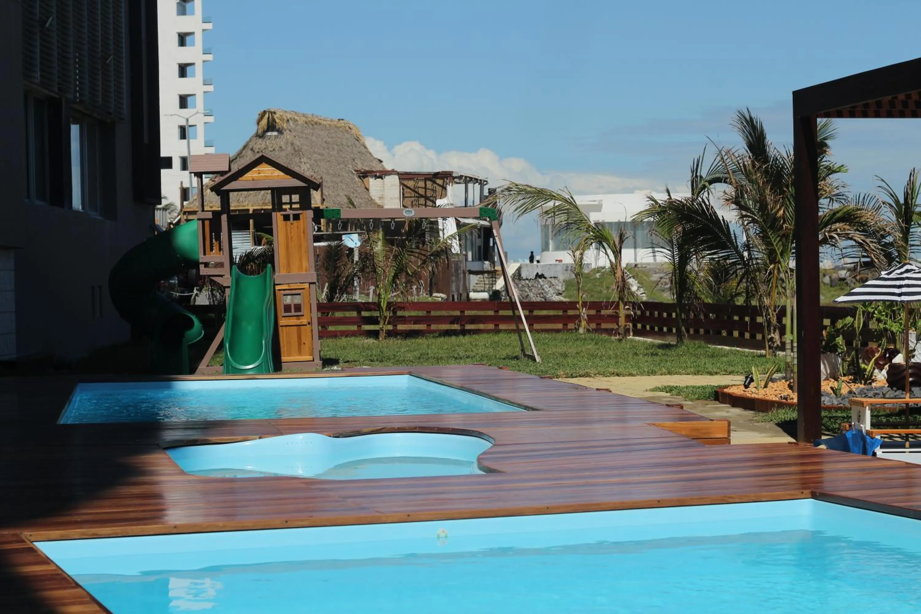 Swimming pool in Hotel Punta Azul