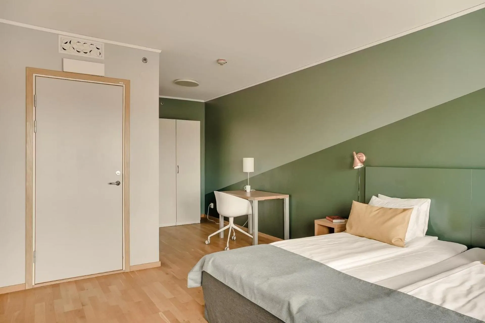 Bed in The Nooq Lund - Hotel & Studios