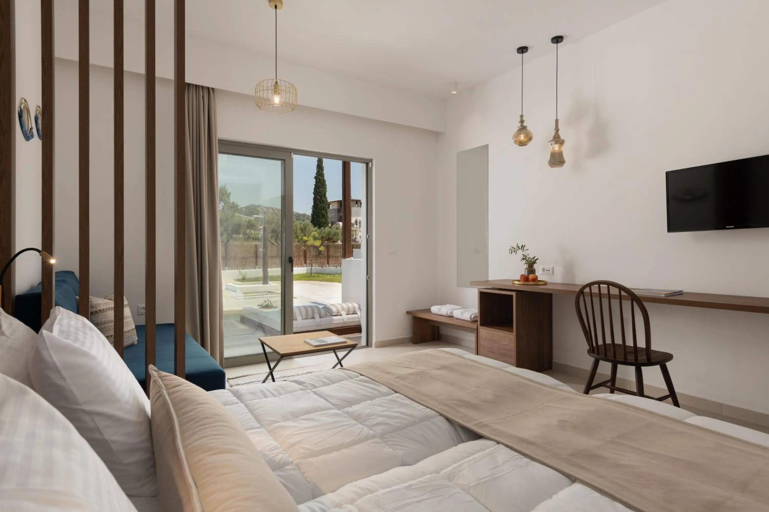 TV and multimedia, Bed in Nama Retreat