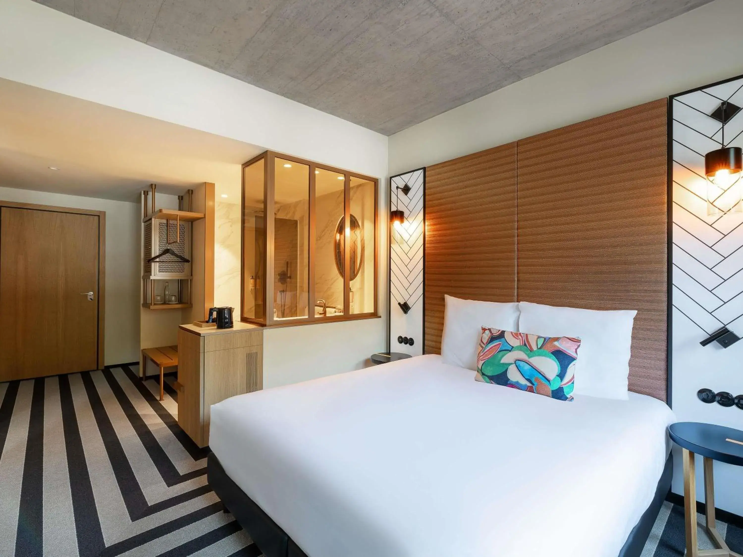 Bedroom, Bed in Mercure Luxembourg Off Kirchberg Bedroom, Bed in Mercure Luxembourg Off Kirchberg