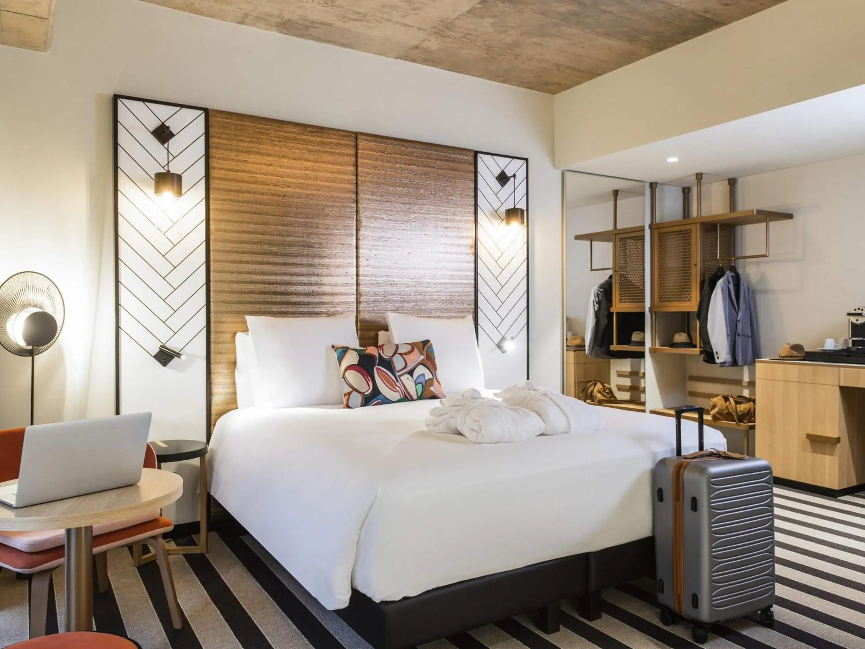 Bedroom, Bed in Mercure Luxembourg Off Kirchberg Bedroom, Bed in Mercure Luxembourg Off Kirchberg