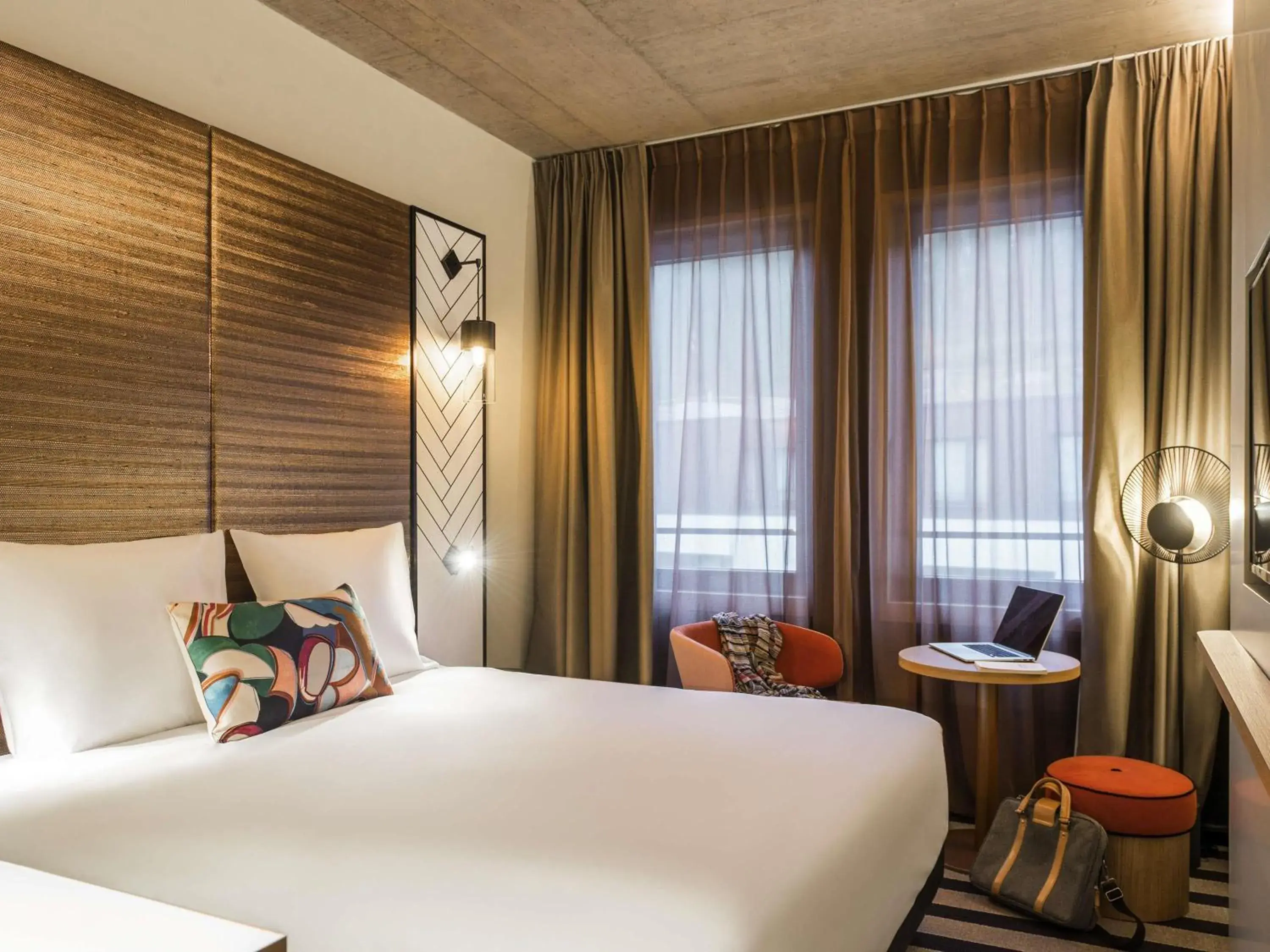 Bedroom, Bed in Mercure Luxembourg Off Kirchberg Bedroom, Bed in Mercure Luxembourg Off Kirchberg