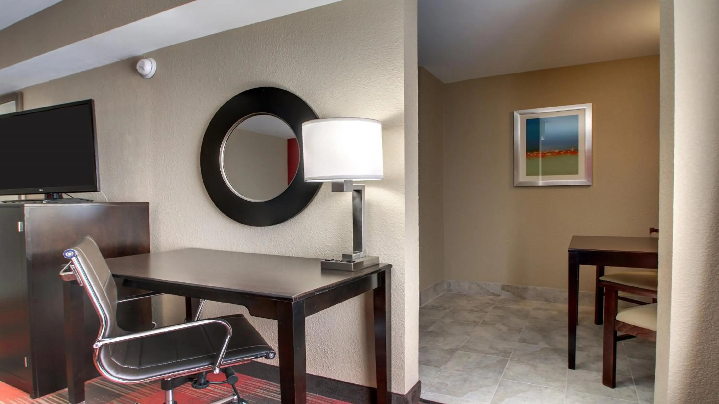 Photo of the whole room in Holiday Inn Express & Suites Jackson Downtown - Coliseum by IHG