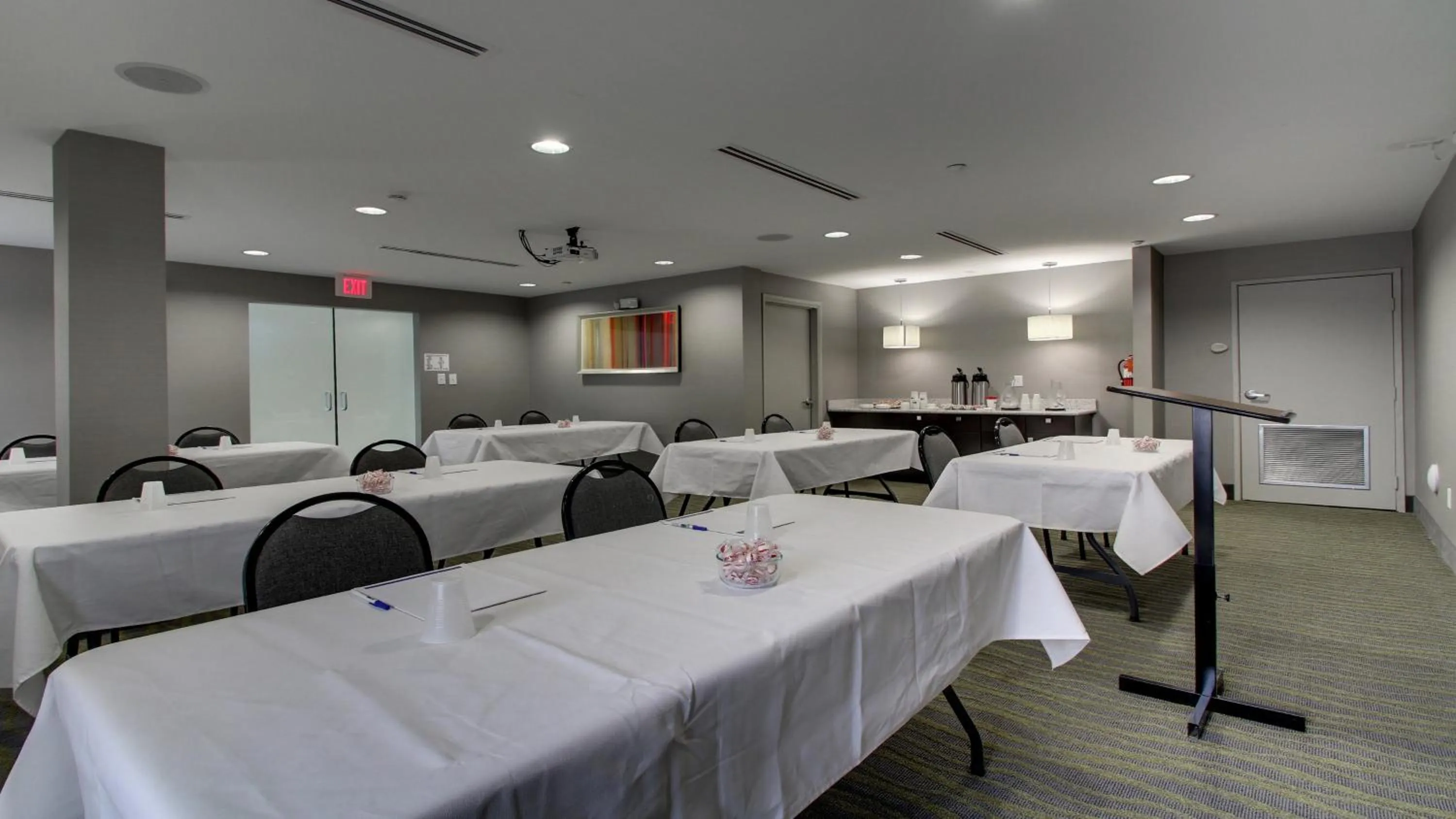 Meeting/conference room in Holiday Inn Express & Suites Jackson Downtown - Coliseum by IHG
