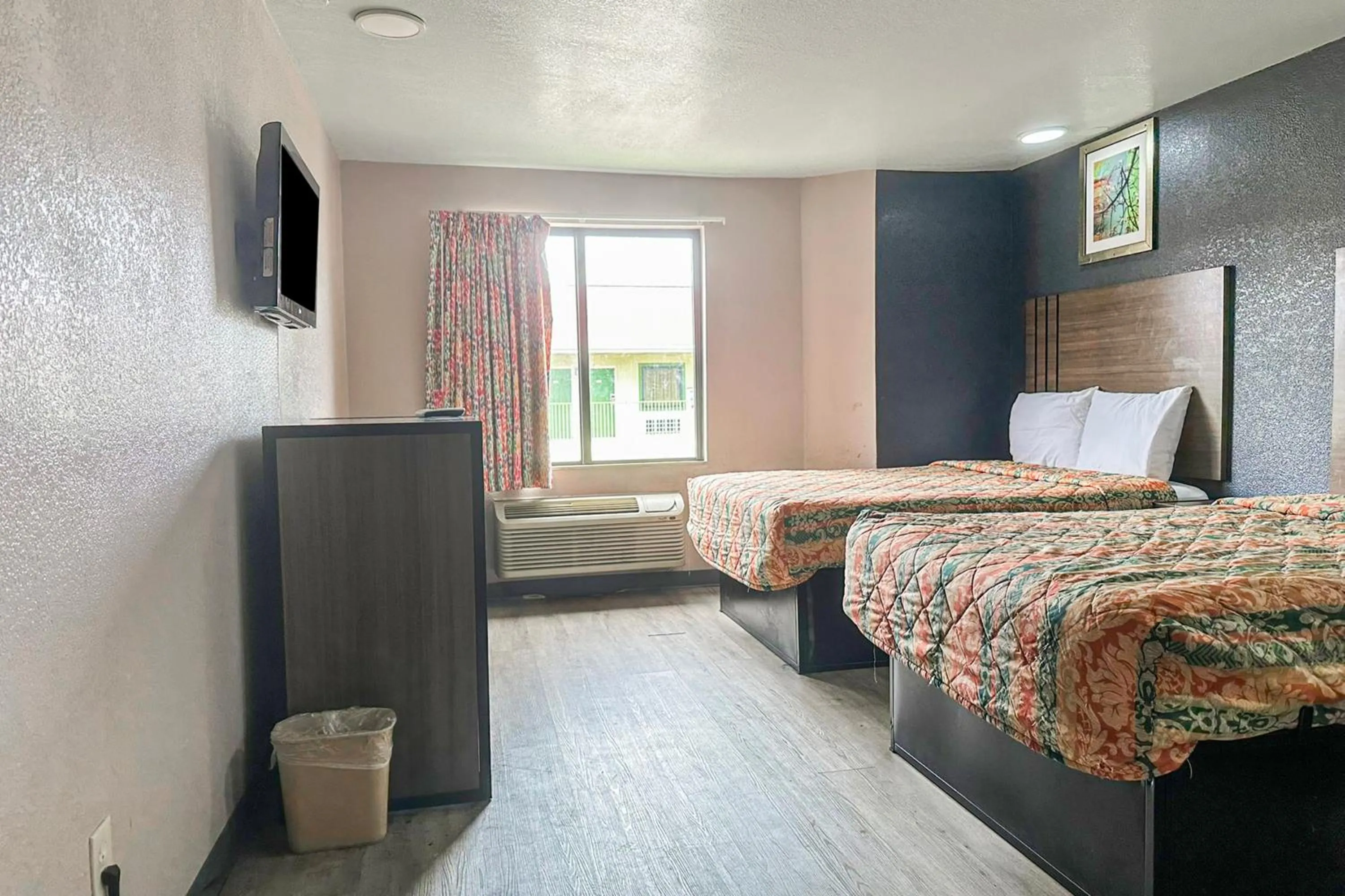 Bedroom, Bed in Relax Inn By Oyo Jackson MS Hwy 80 I-20