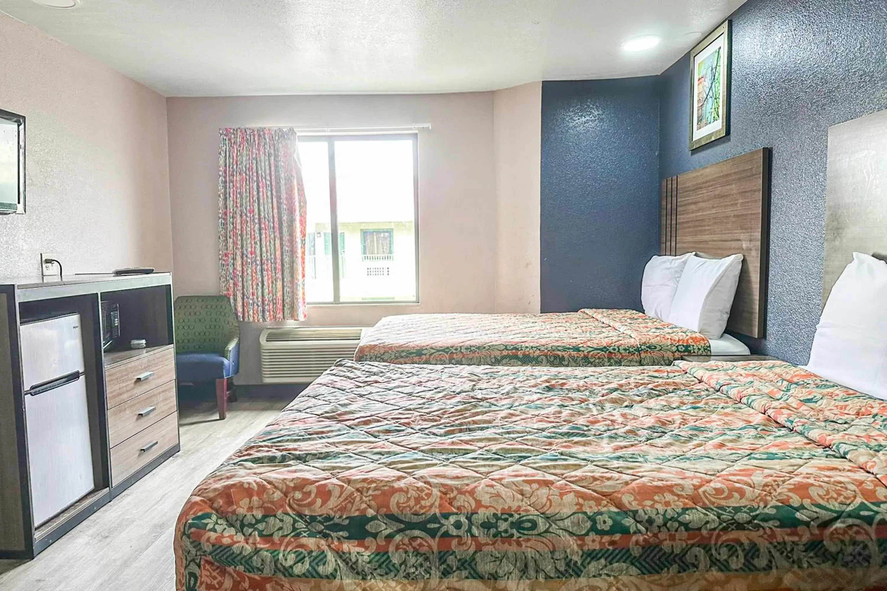 2 Queen Beds Non-Smoking in Relax Inn By Oyo Jackson MS Hwy 80 I-20 2 Queen Beds Non-Smoking in Relax Inn By Oyo Jackson MS Hwy 80 I-20